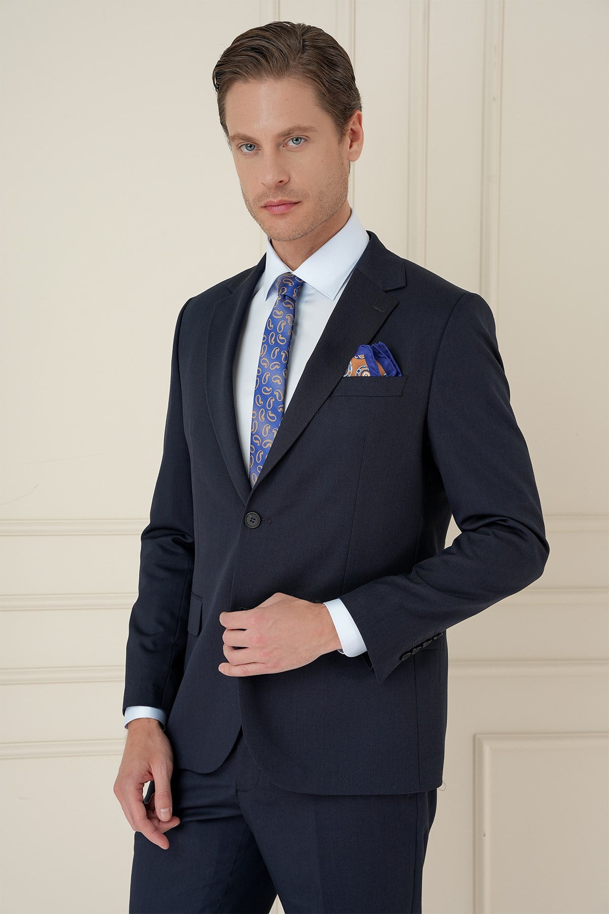 Slim Fit Çift Yırtmaç Mono Yaka Klasik Lacivert Takım Elbise Tk 912