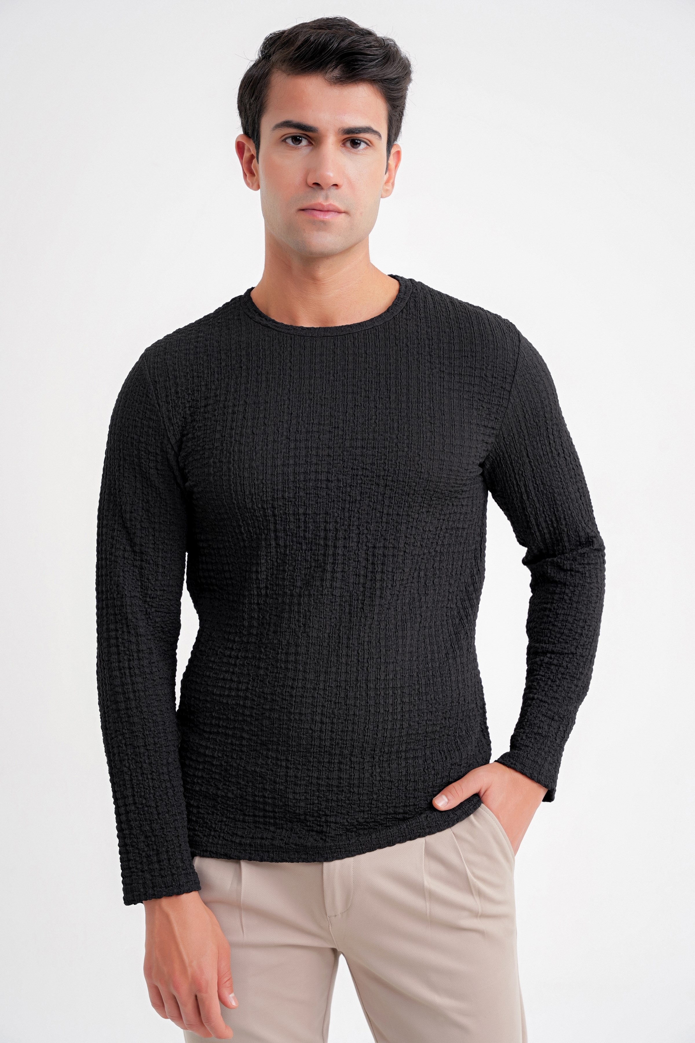 Slim Fit Esnek Pamuklu Dokulu Kumaş Uzun Kollu Siyah Tişört TS 934