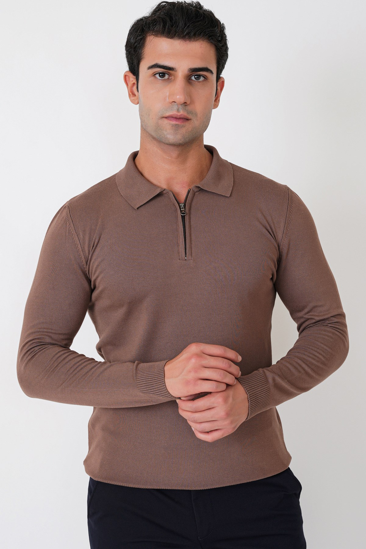 Slim Fit Esnek Pamuklu Fermuarlı Polo Yaka Açık Kahve Triko TR 902