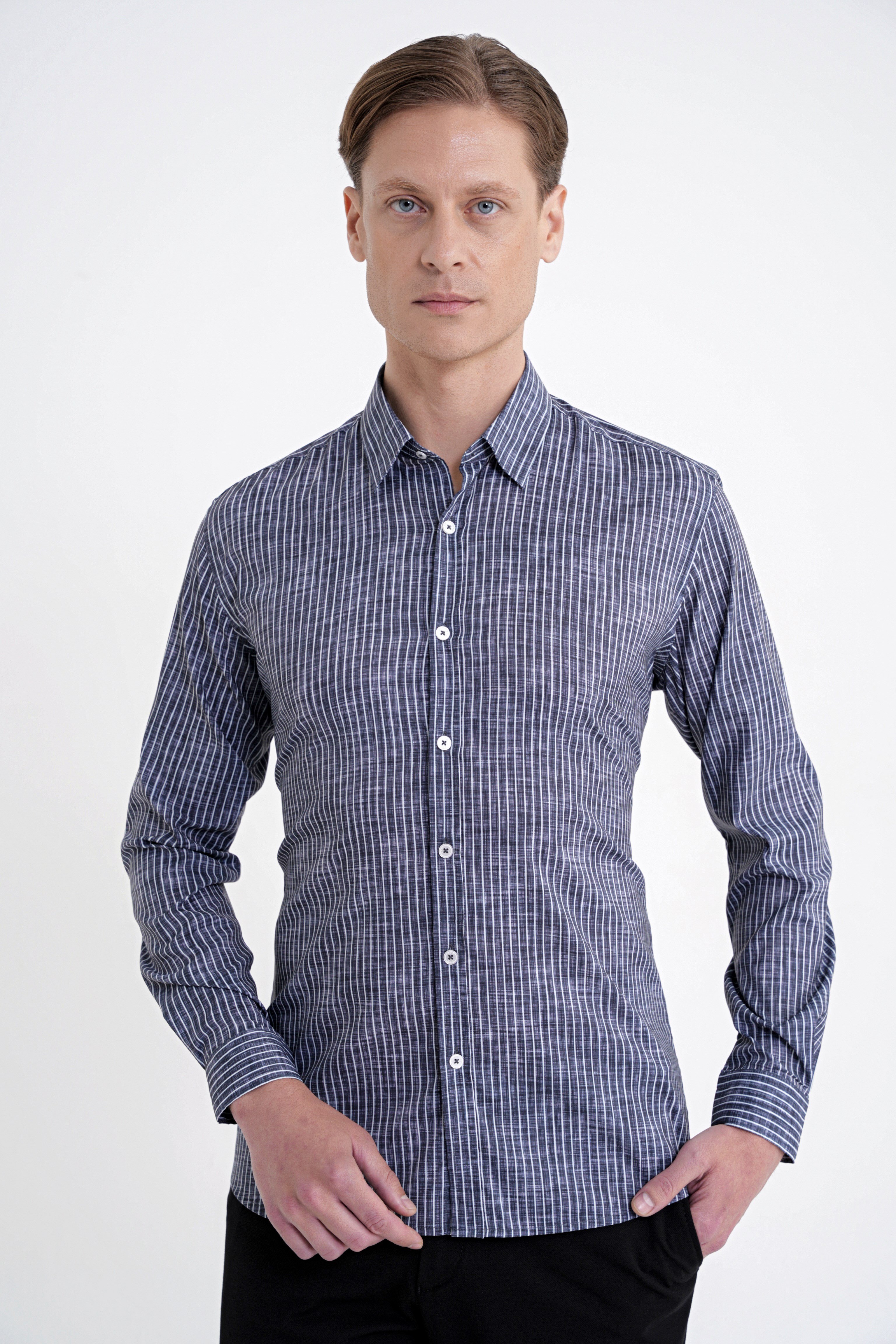 Slim Fit Klapa Yaka Esnek Pamuklu Siyah Çizgili Gömlek G 1599