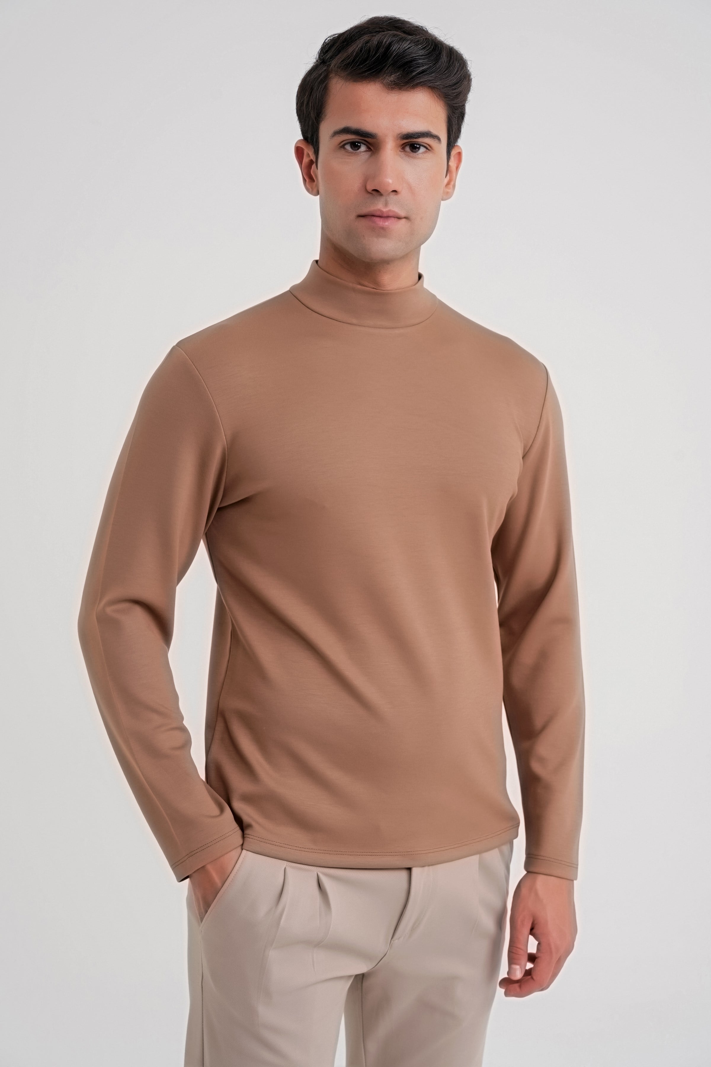Slim Fit Pamuklu Uzun Kollu Vizon Yarım Boğazlı Tişört TS 894
