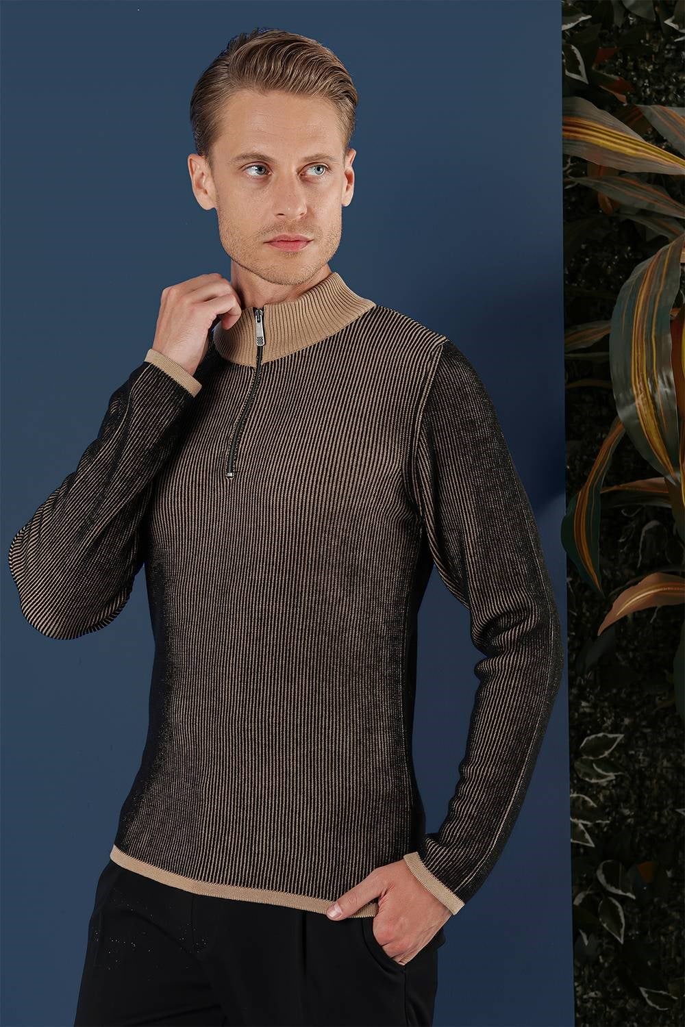 TR 859 Slim Fit Camel Klasik Triko