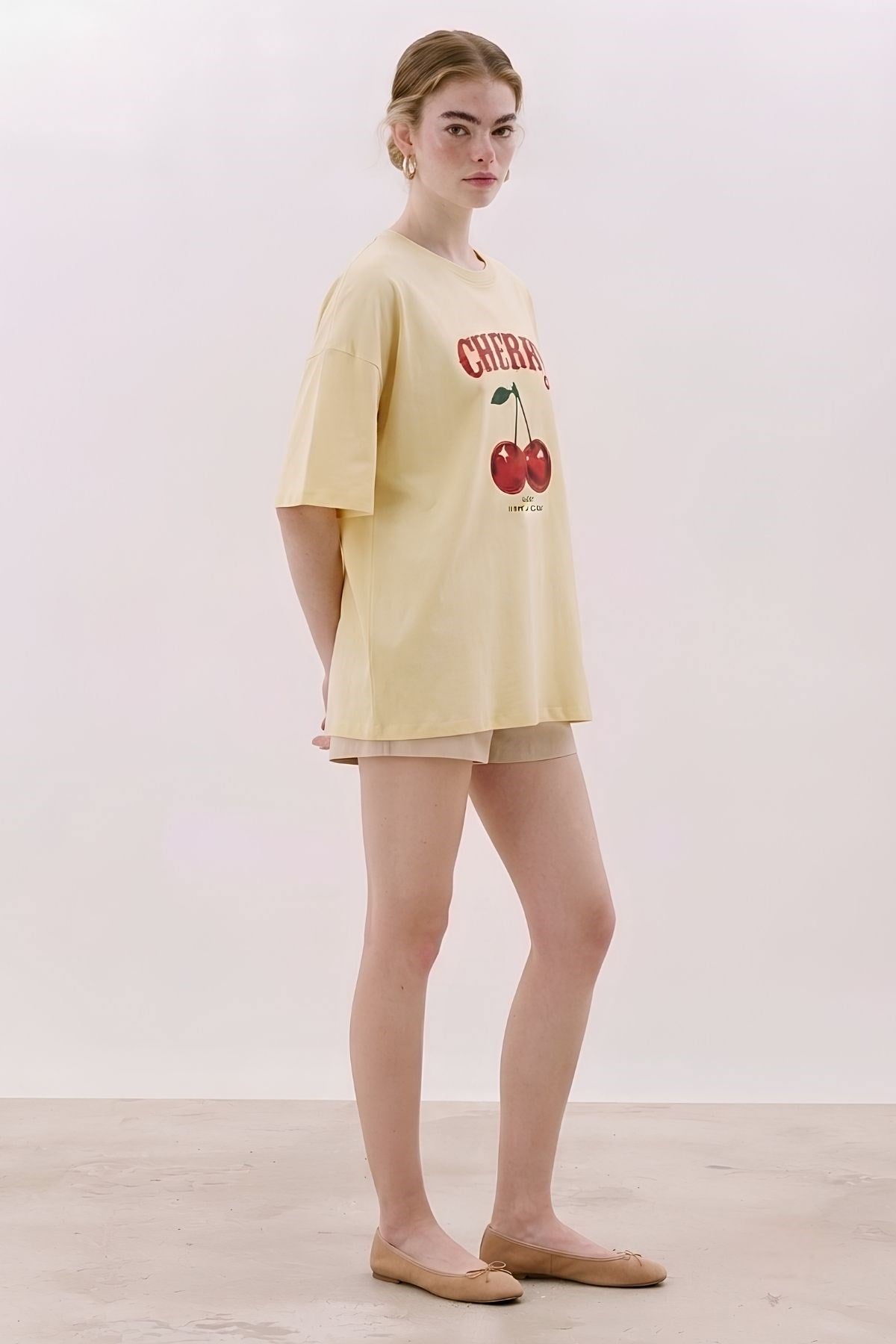 Cherry Baskılı Oversize Tişört SARI