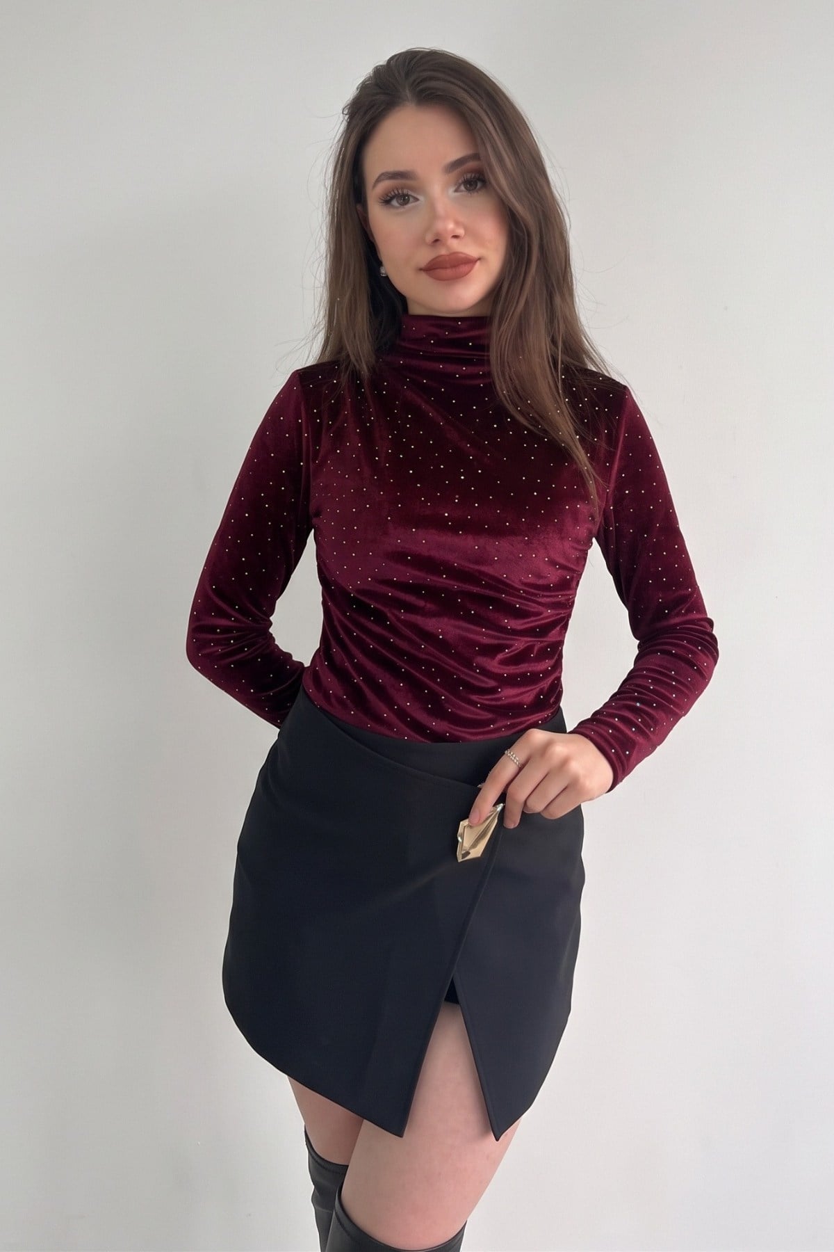 Drape Yaka Taşlı Kadife Bluz BORDO