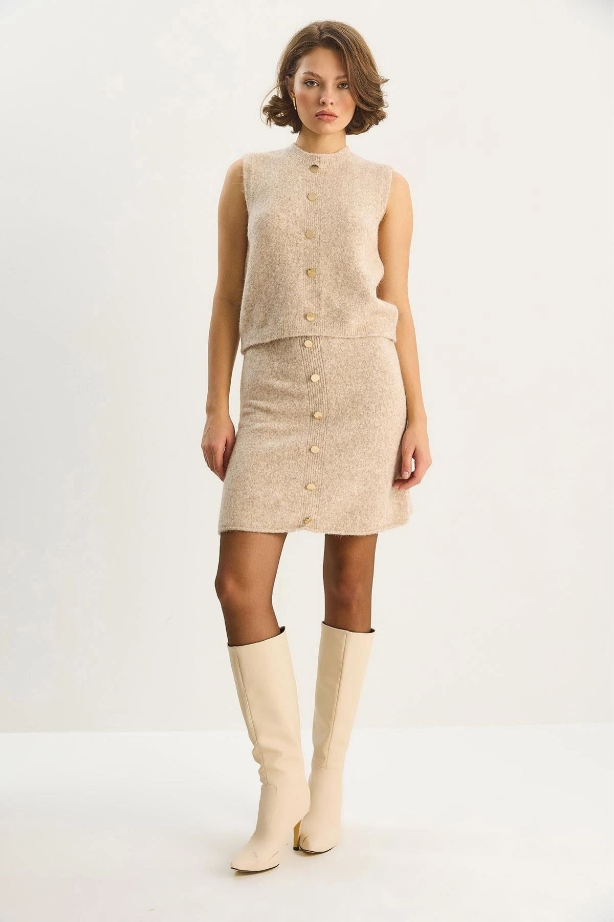 Düğme Detaylı Yelek Etek Takım TAS