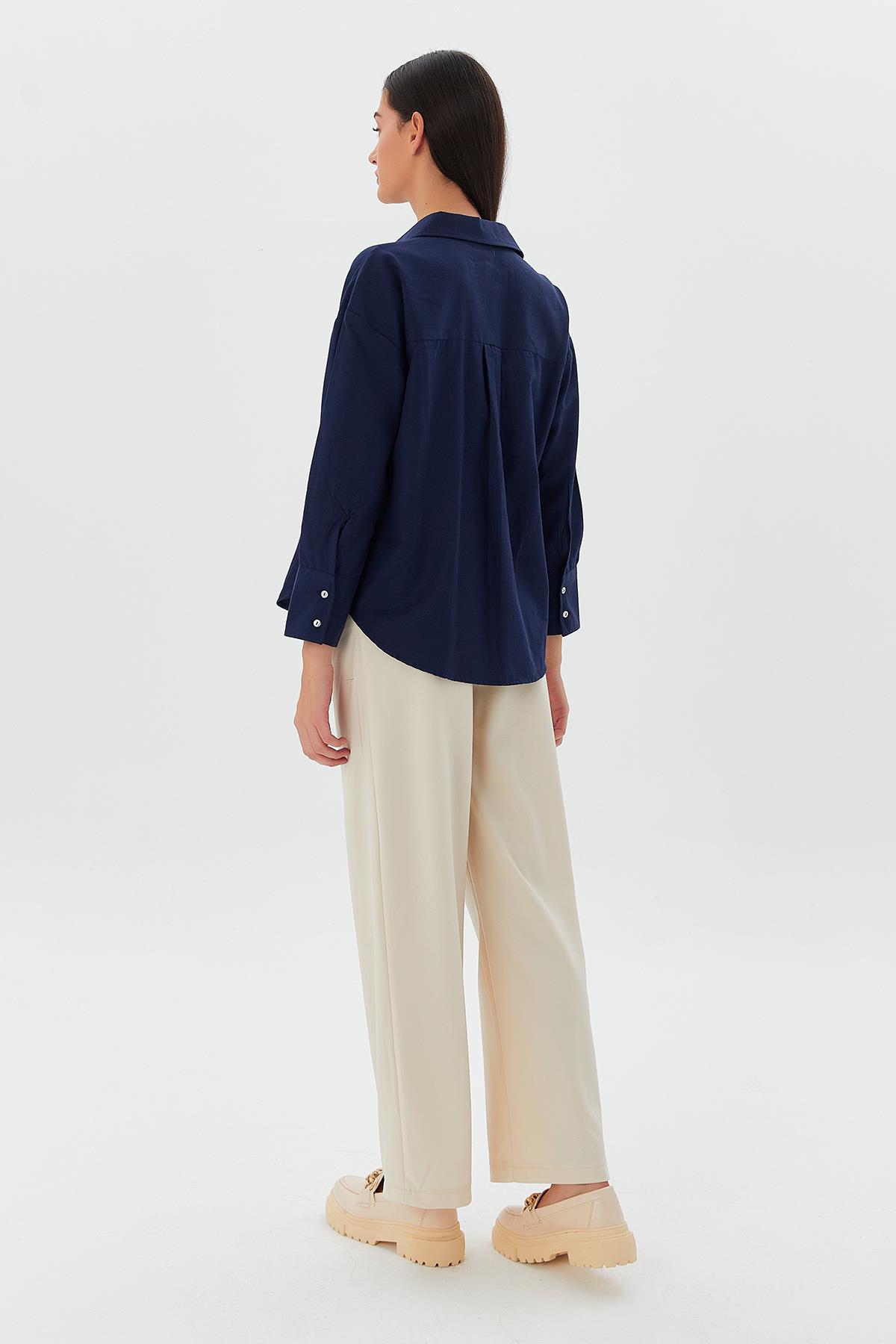 Düğmeli Basic Gömlek LACI