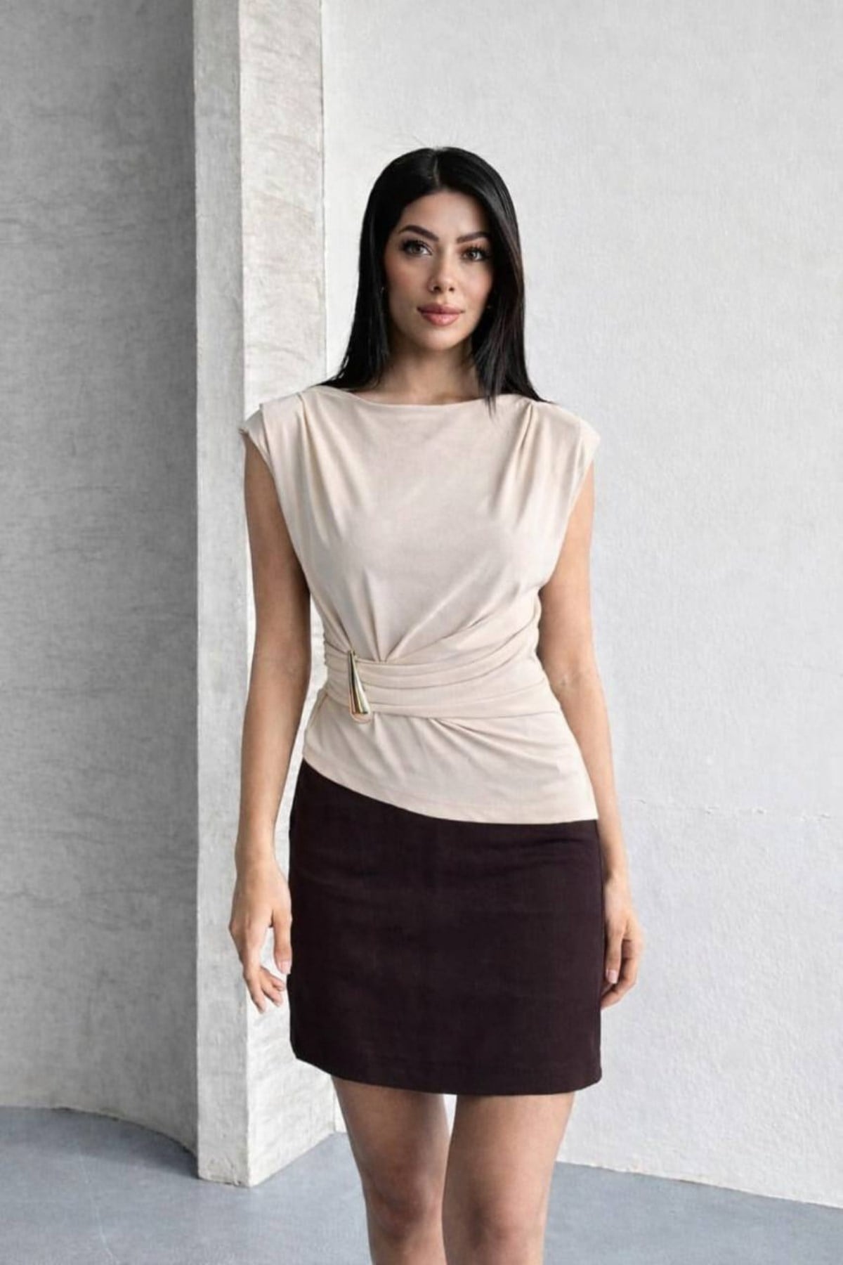 Omzu Tokalı Beli Toka Bluz TAS