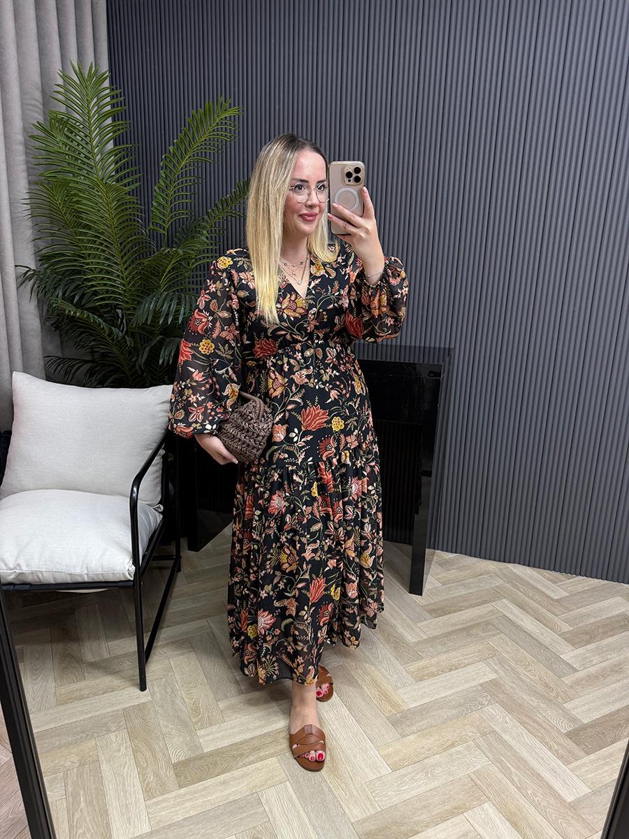 Çiçekli Şifon Kumaş Beli Lastikli Şifon Elbise Siyah Desenli