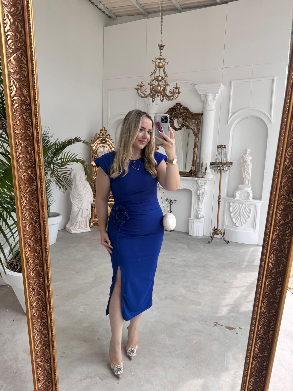 GÜL BROŞ DETAYLI VATKALI KREP ELBİSE SAKS MAVİ