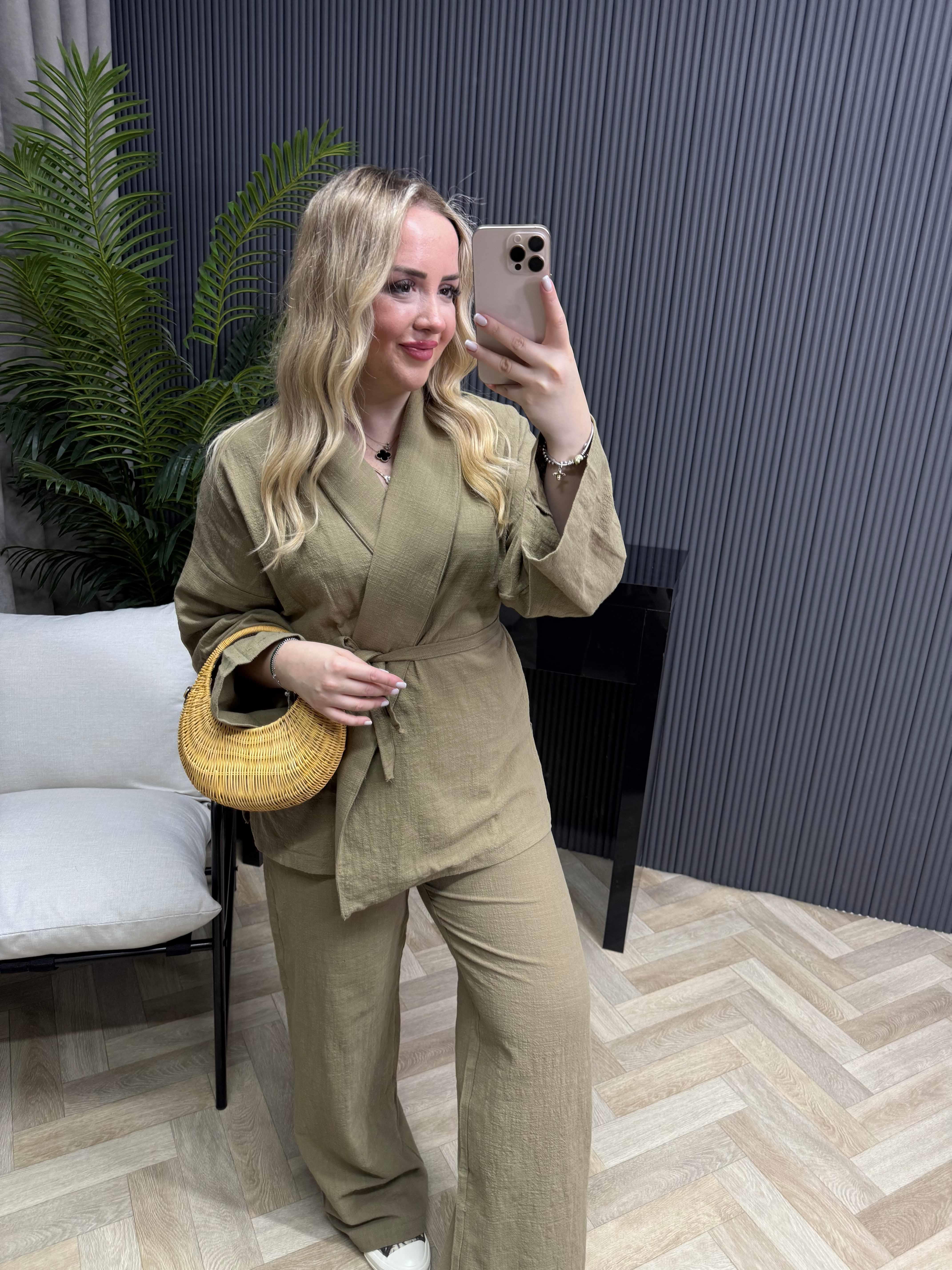 Kimonulu Keten Takım Haki