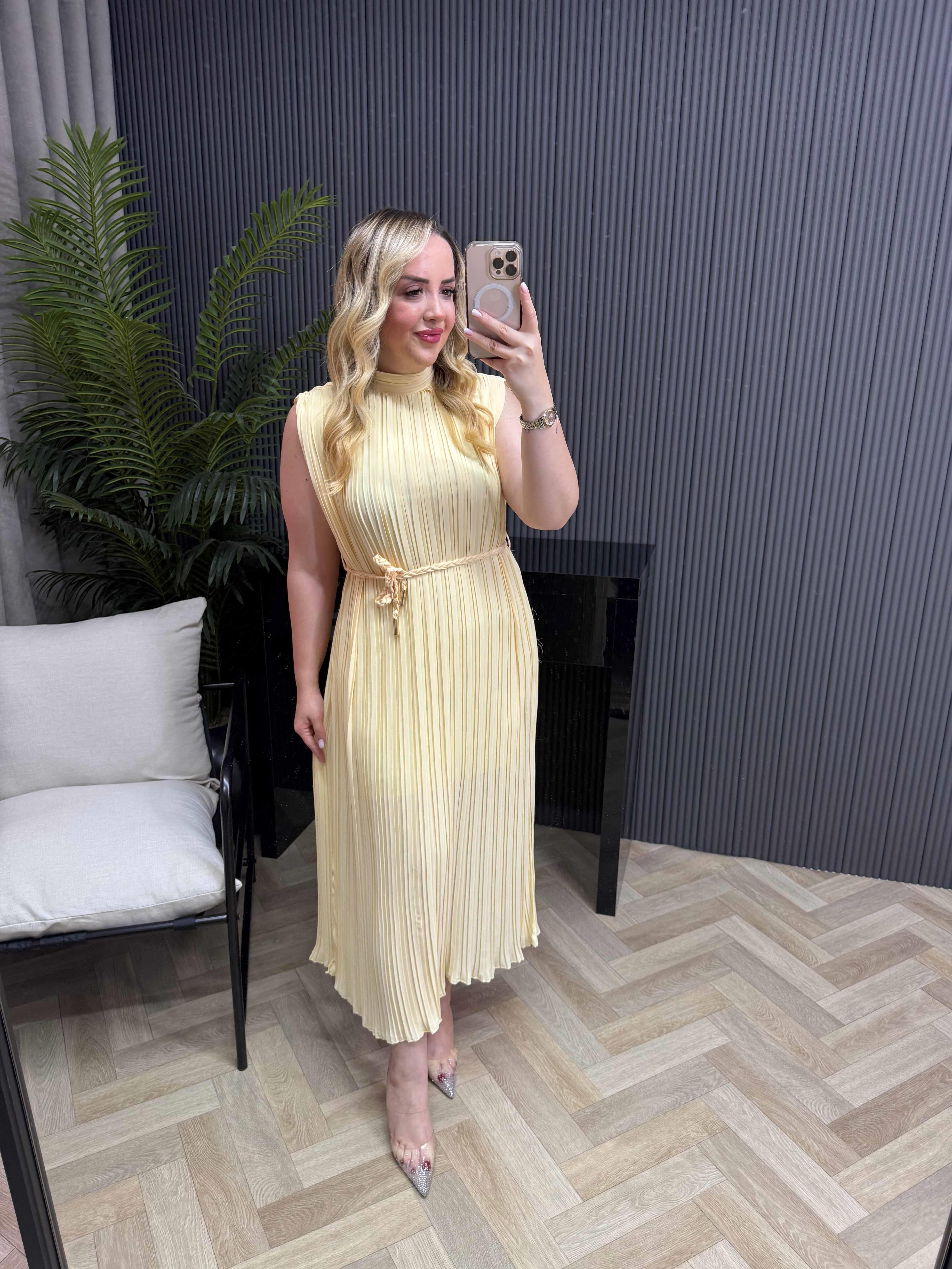 Lina Pilise Örgü Kemerli Elbise Sarı