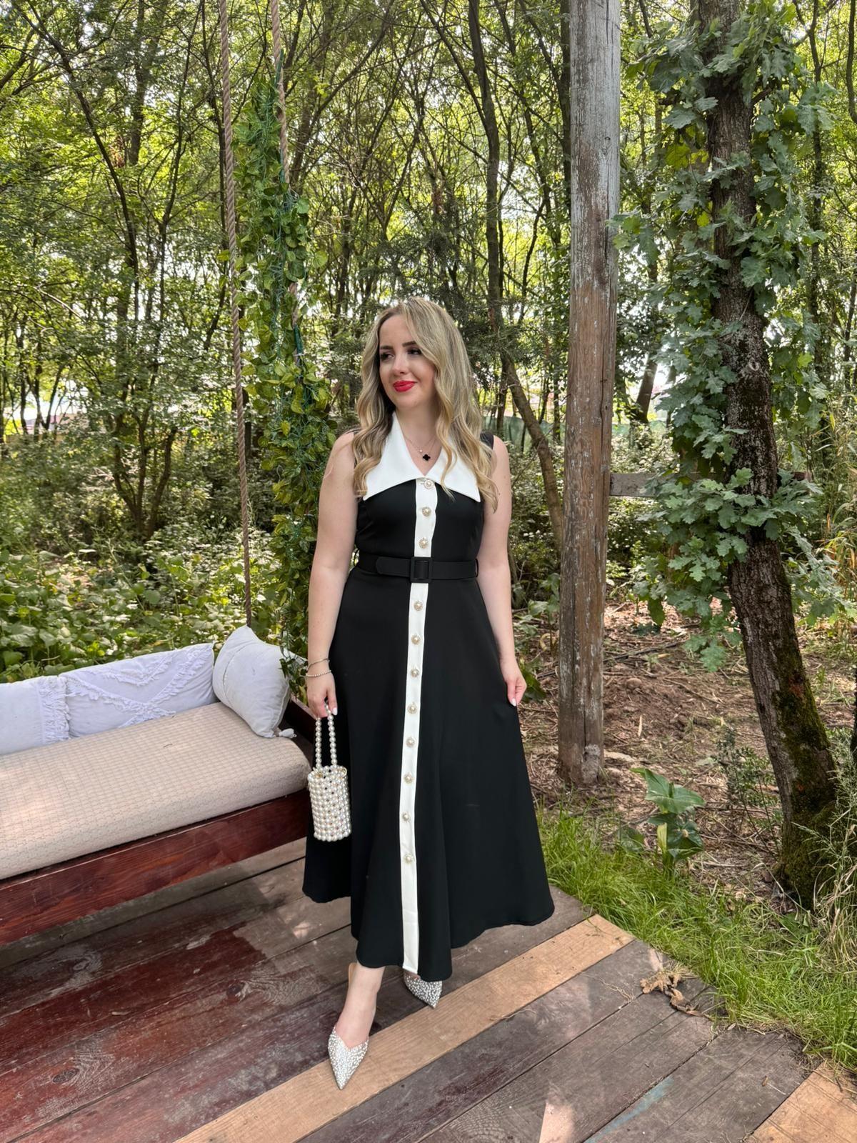 MİRA İNCİ DÜĞMELİ TASARIM ELBİSE SİYAH BEYAZ