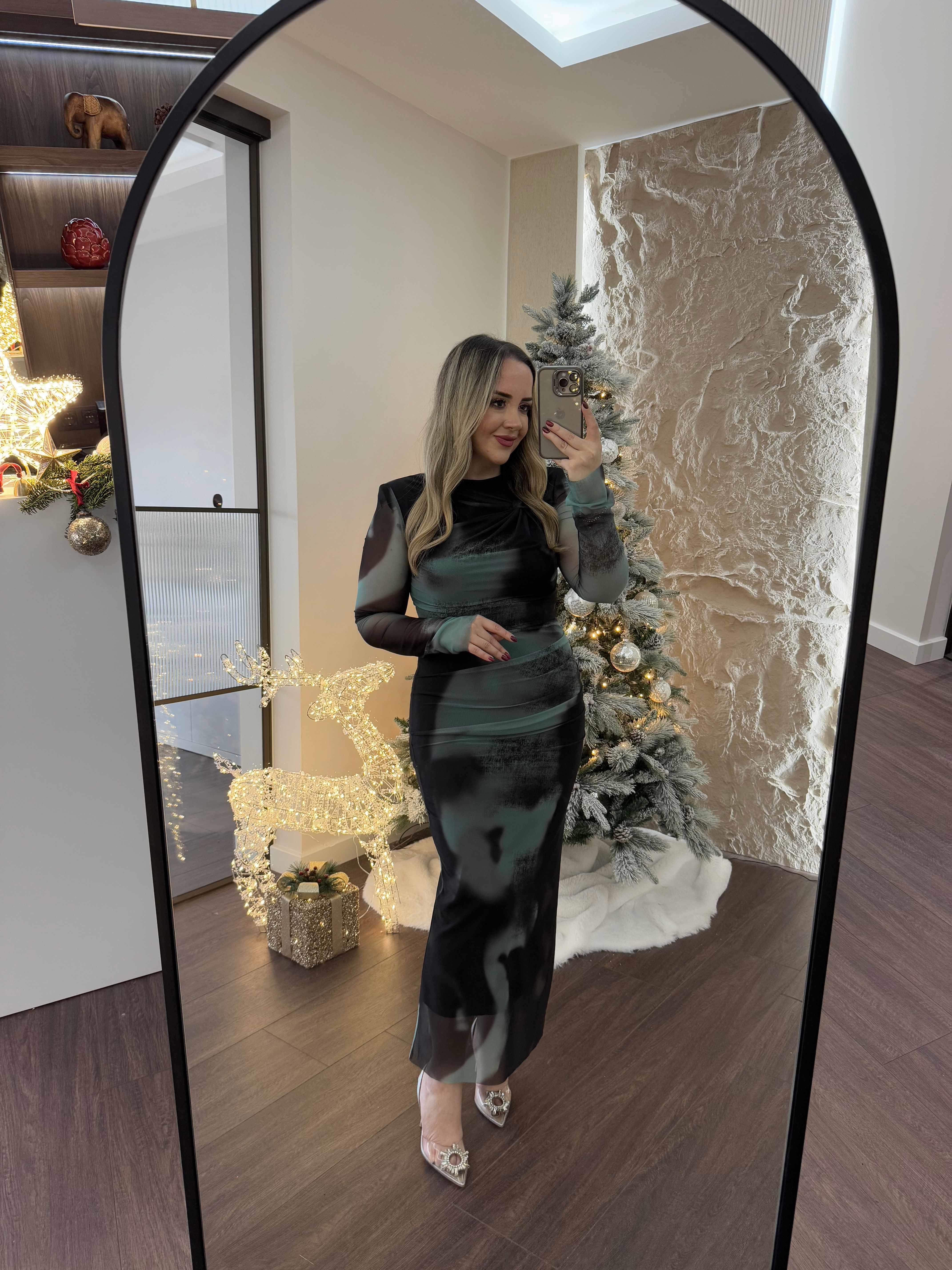 Paris Yaka Düğüm Detaylı Tasarım Tül Elbise