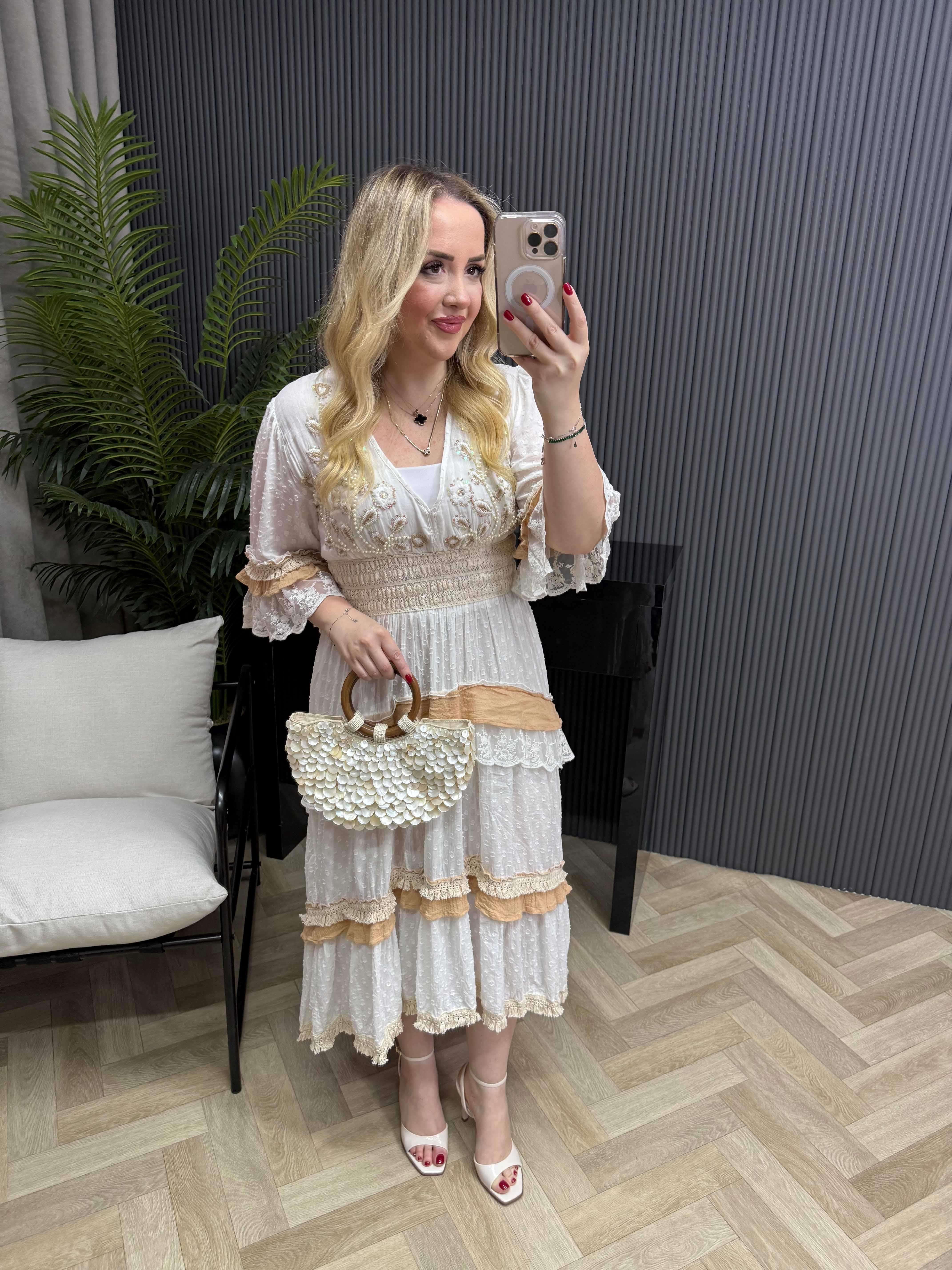 Sandra Fırfır Detay Kat Kat Pullu İthal Tasarım Elbise