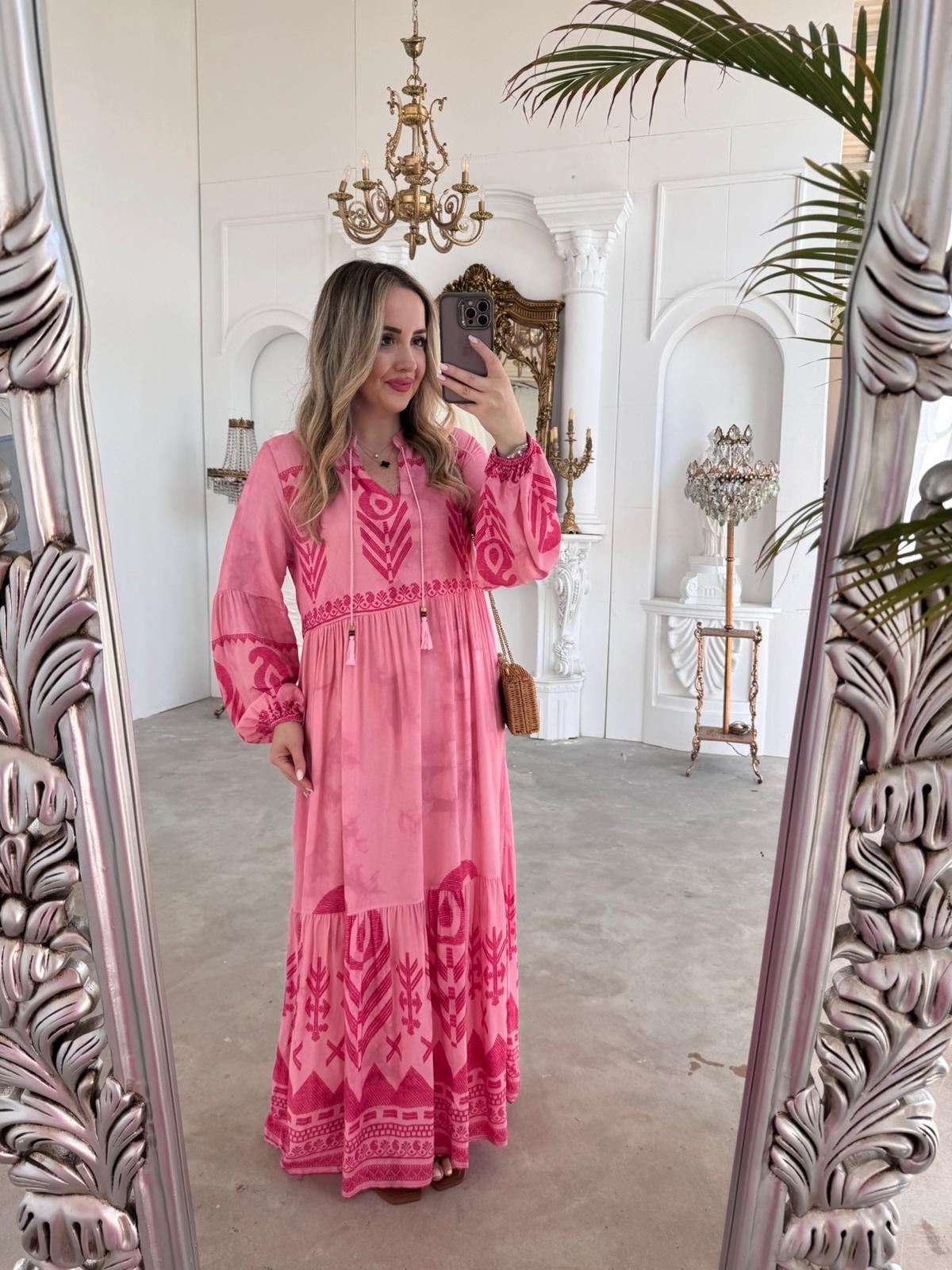 SEÇİL MODEL PEMBE DESENLİ ELBİSE