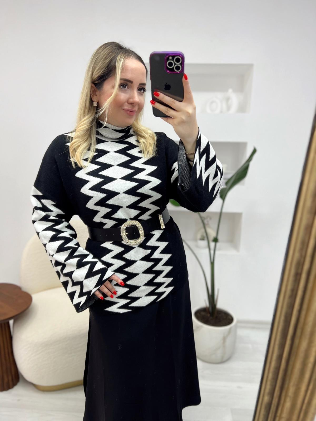 SİYAH BEYAZ ORJ MARKA KAZAK