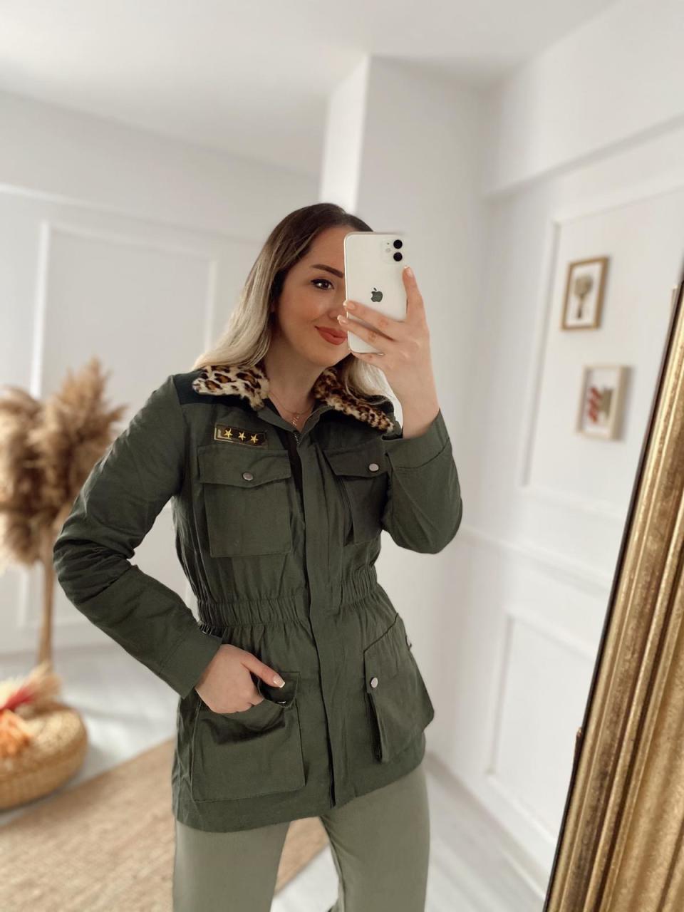 YAKASİ LEOPAR DETAY TWİST MODEL CEKET