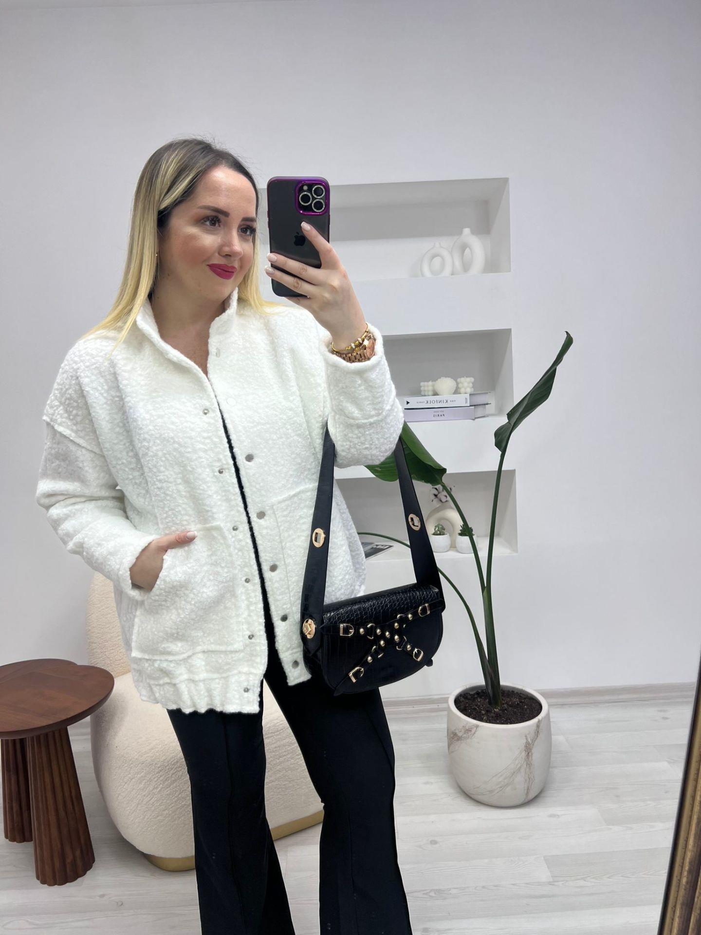 ZRA MODEL BUKLET MEVSİMLİK CEKET BEYAZ