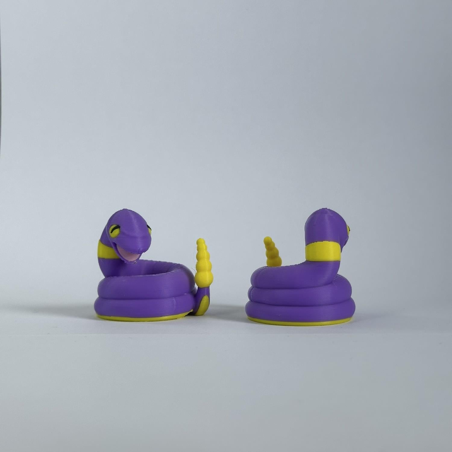 Ekans 3D Pokemon Figür