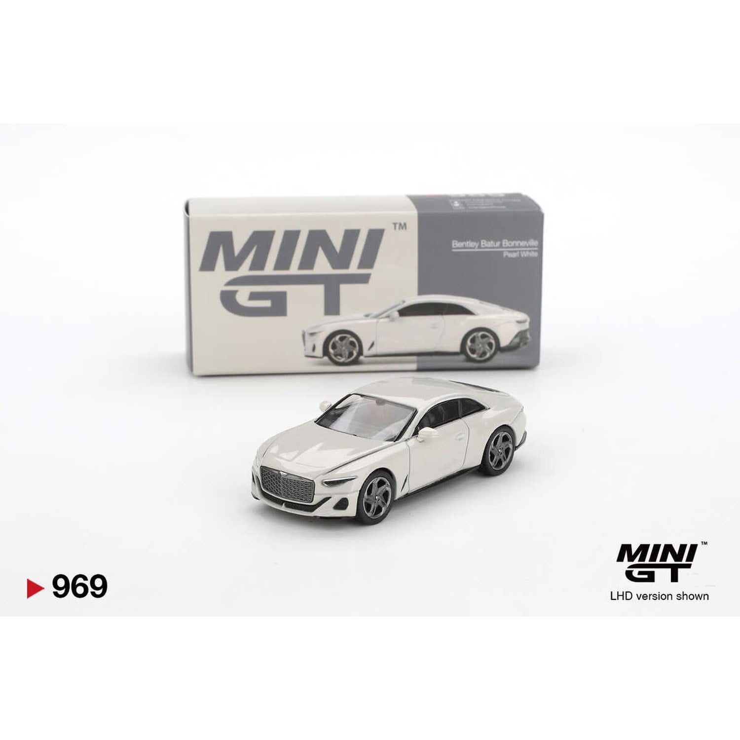 (ÖN SATIŞ) Mini GT 1/64 Bentley Batur Bonneville Pearl MGT00969