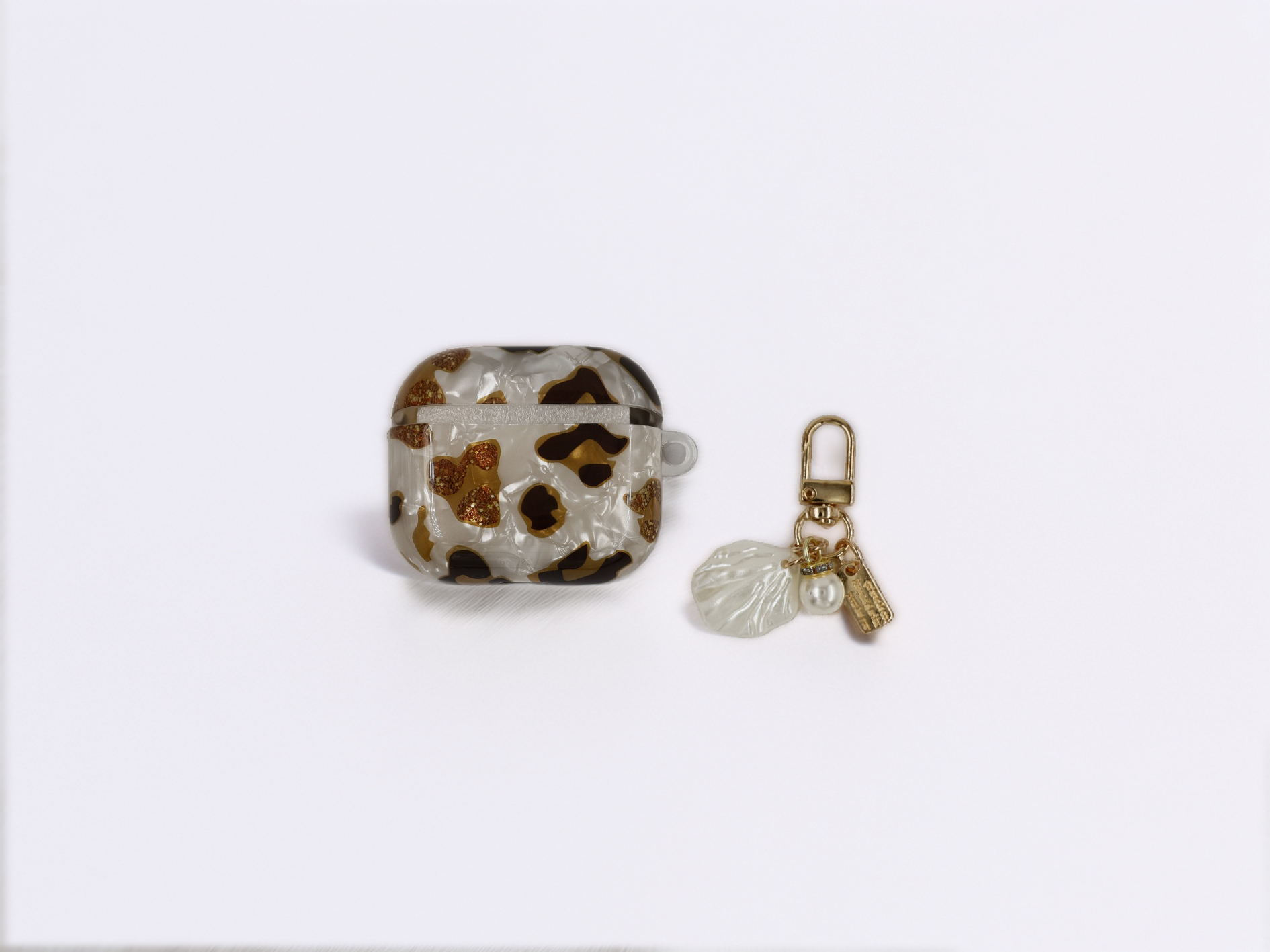 MOPAL Airpods 3. Nesil Uyumlu Leopar Desenli Aksesuarlı Leopard Print Airpods Kulaklık Kılıfı