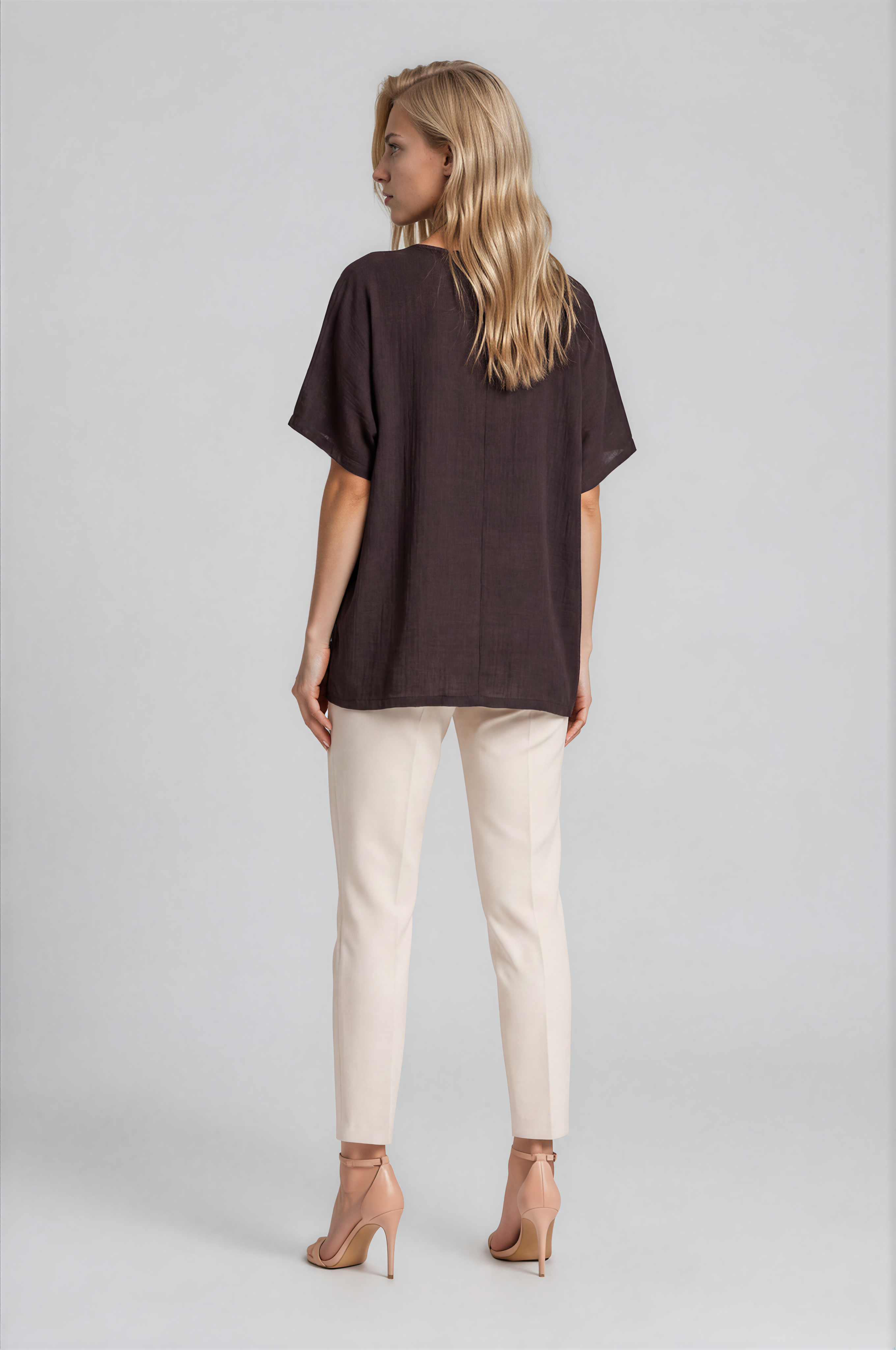 Asimetrik Kesim Kat Detaylı Oversize  Bluz KAHVE