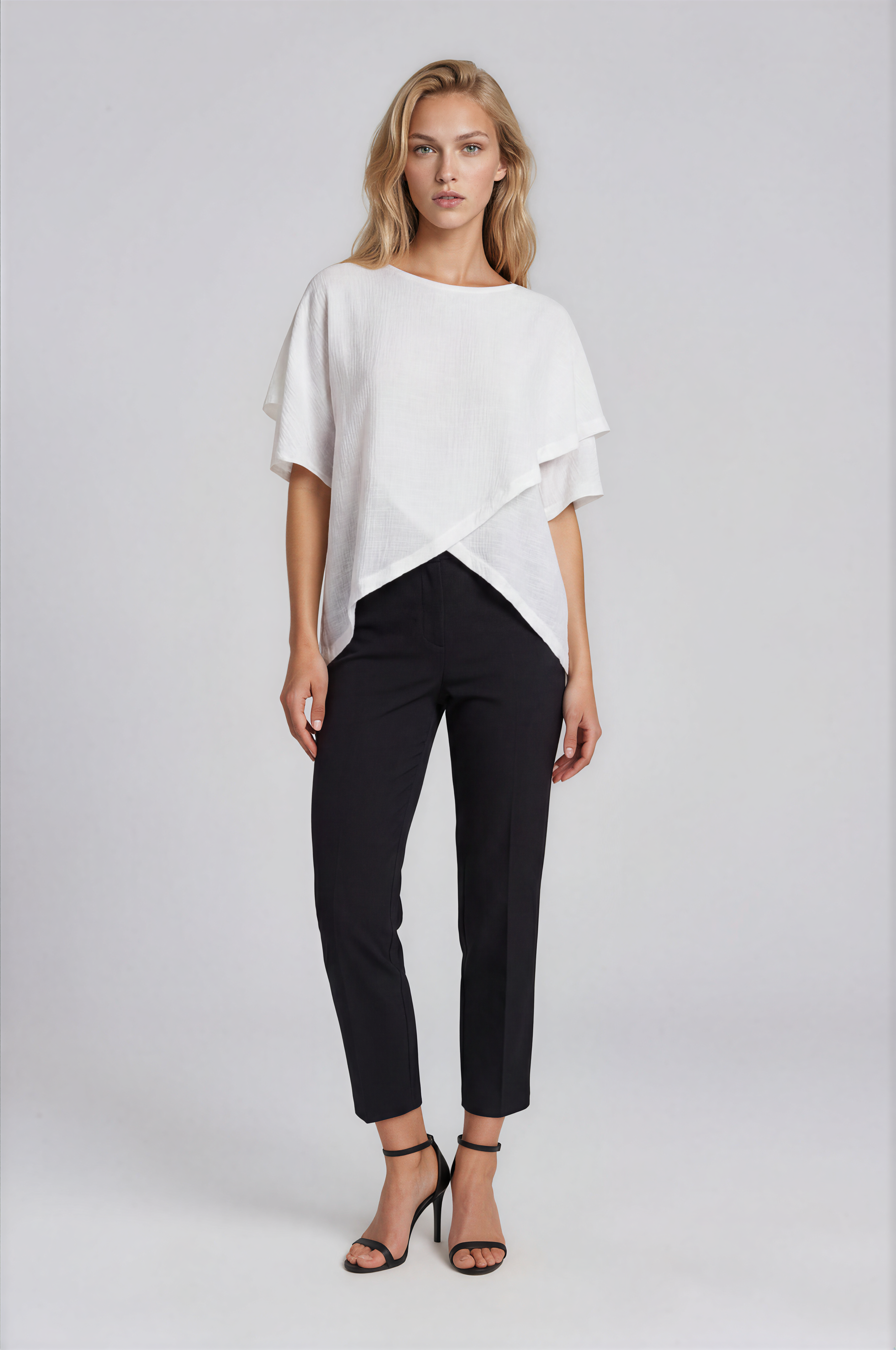Asimetrik Kesim Kat Detaylı Oversize  Bluz EKRU