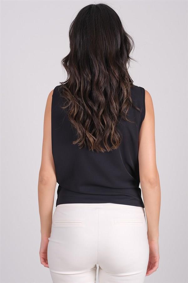 Caso Omuzlar Pileli Kolsuz Şal Yaka Bluz SİYAH