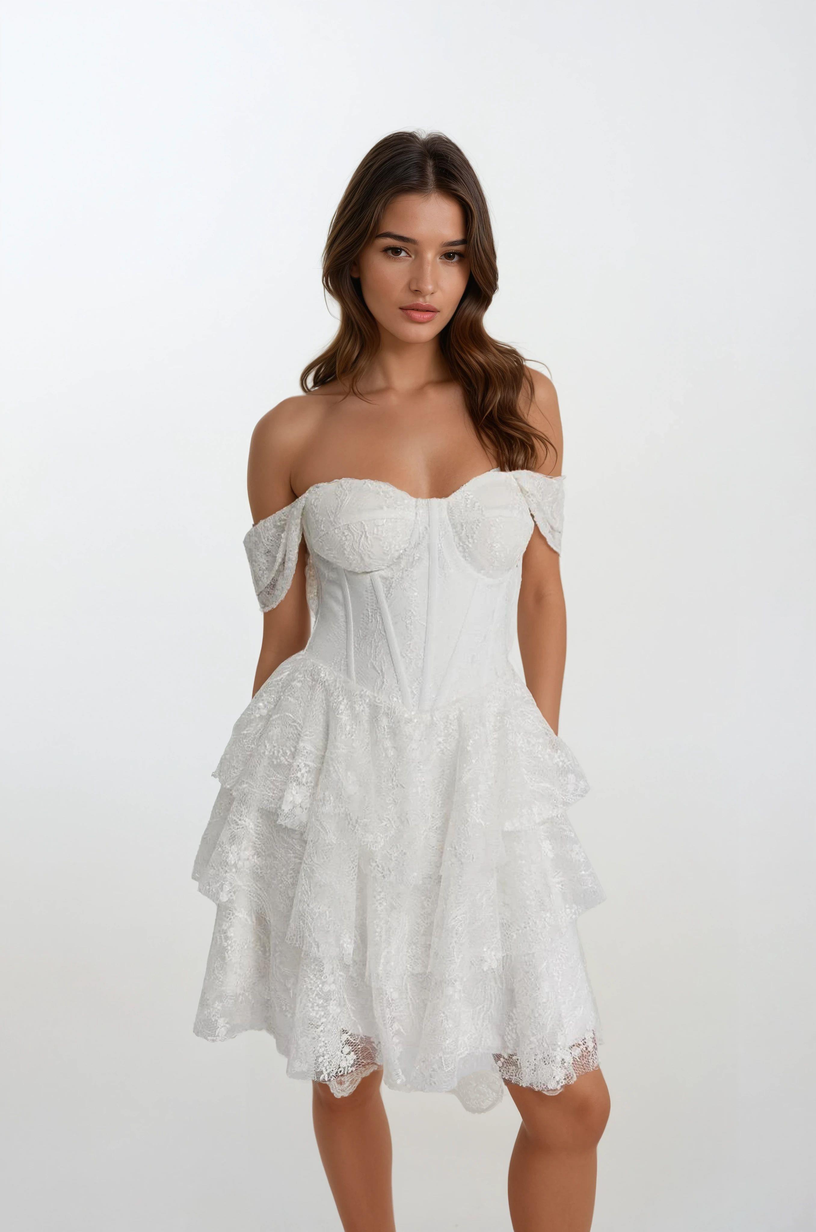 Dacia Askılı Korsajlı Katlı Kloş Kısa Abiye Elbise EKRU