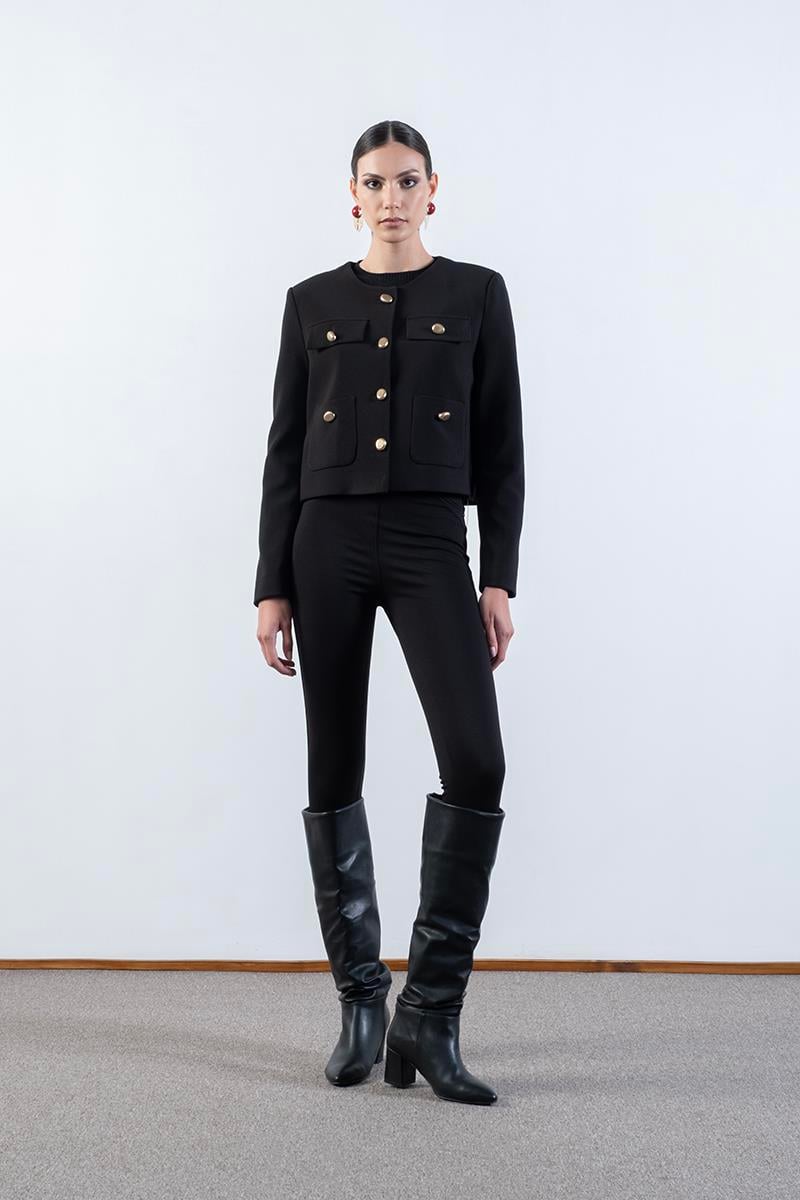 Dalciso Yakasız Cepli Düğmeli Kısa Ceket SİYAH