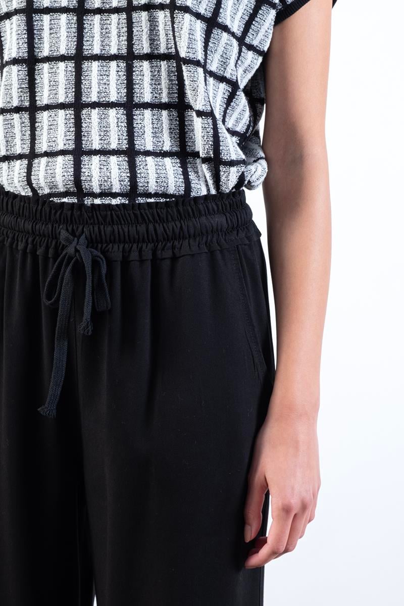 Desidera Beli Lastikli Bağcıklı Pantolon SİYAH