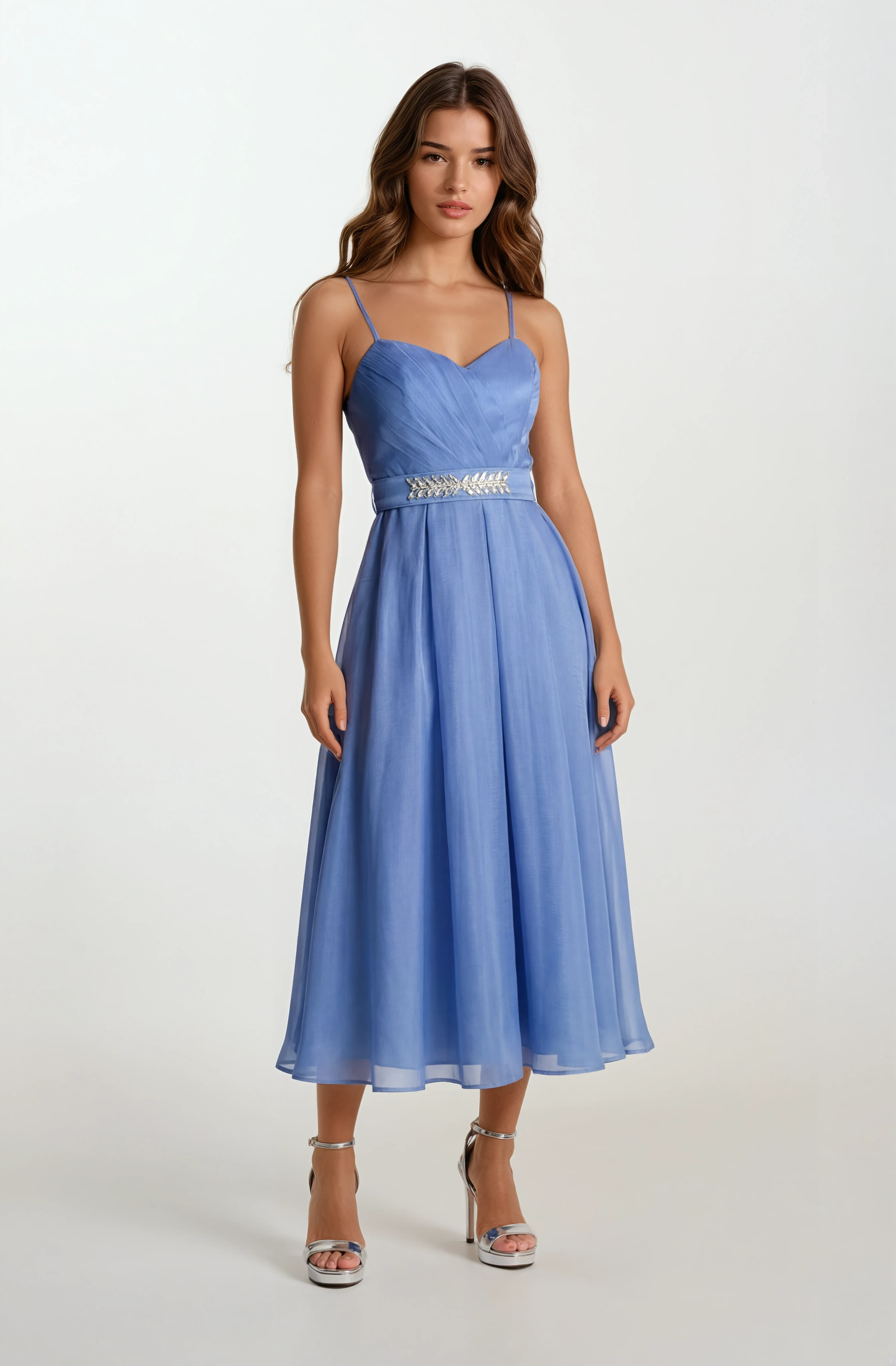 Devaney Kalp Yaka İnce Askılı Taşlı Kemerli Uzun Abiye Elbise İNDİGO