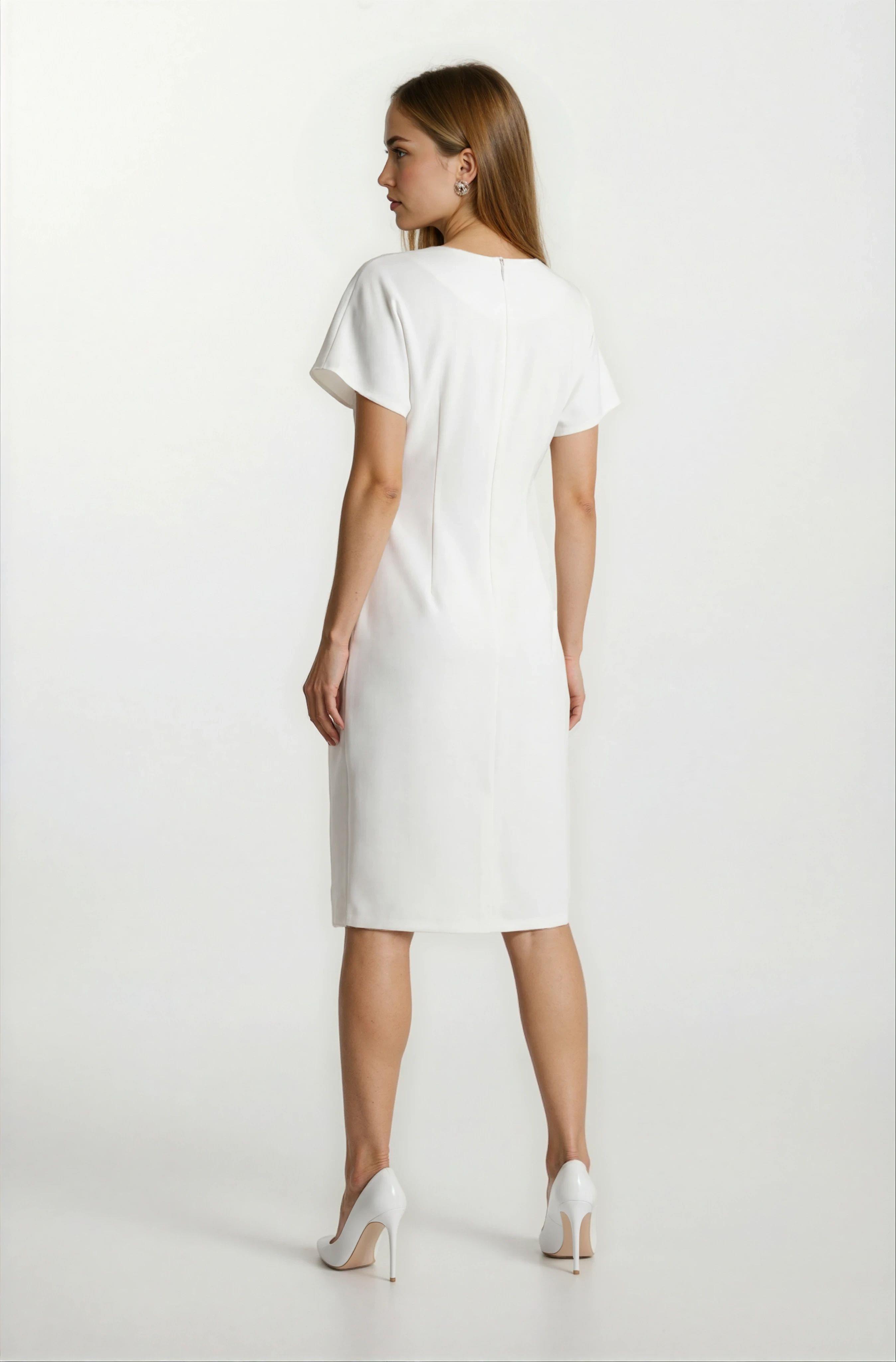 Dianora Yuvarlak Yaka Beli Nervüllü Kısa Kol Elbse EKRU