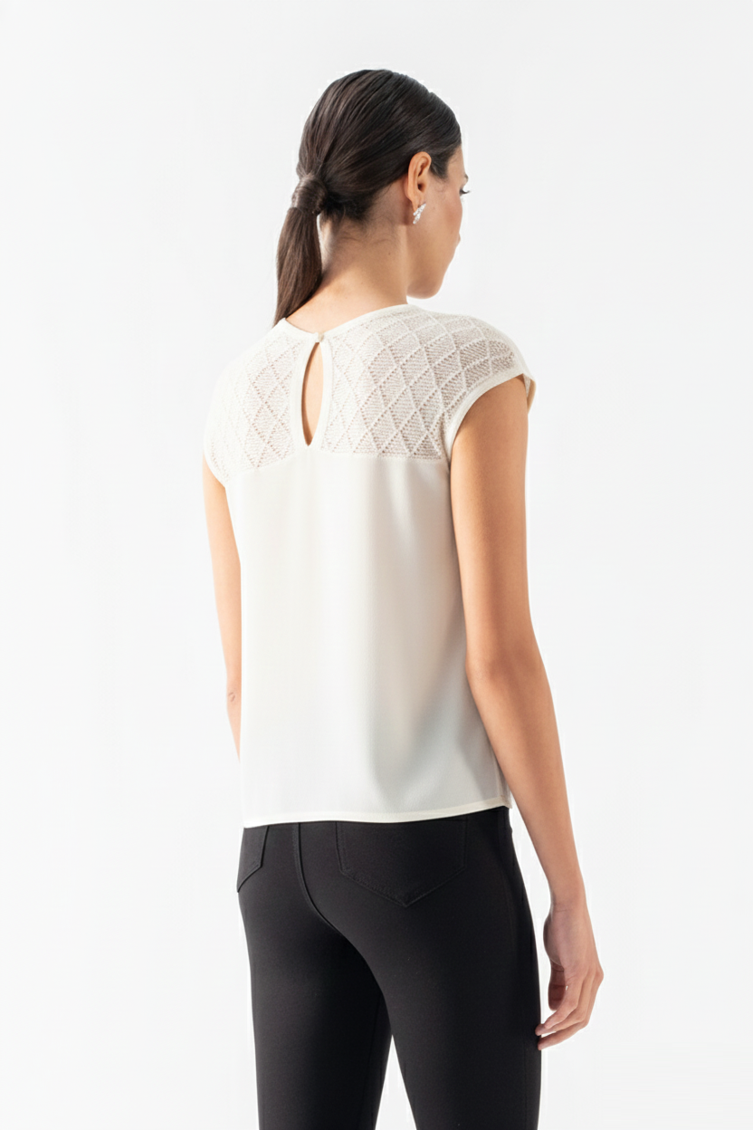 Diodora Yuvarlak Yaka Kolsuz Triko KEMİK