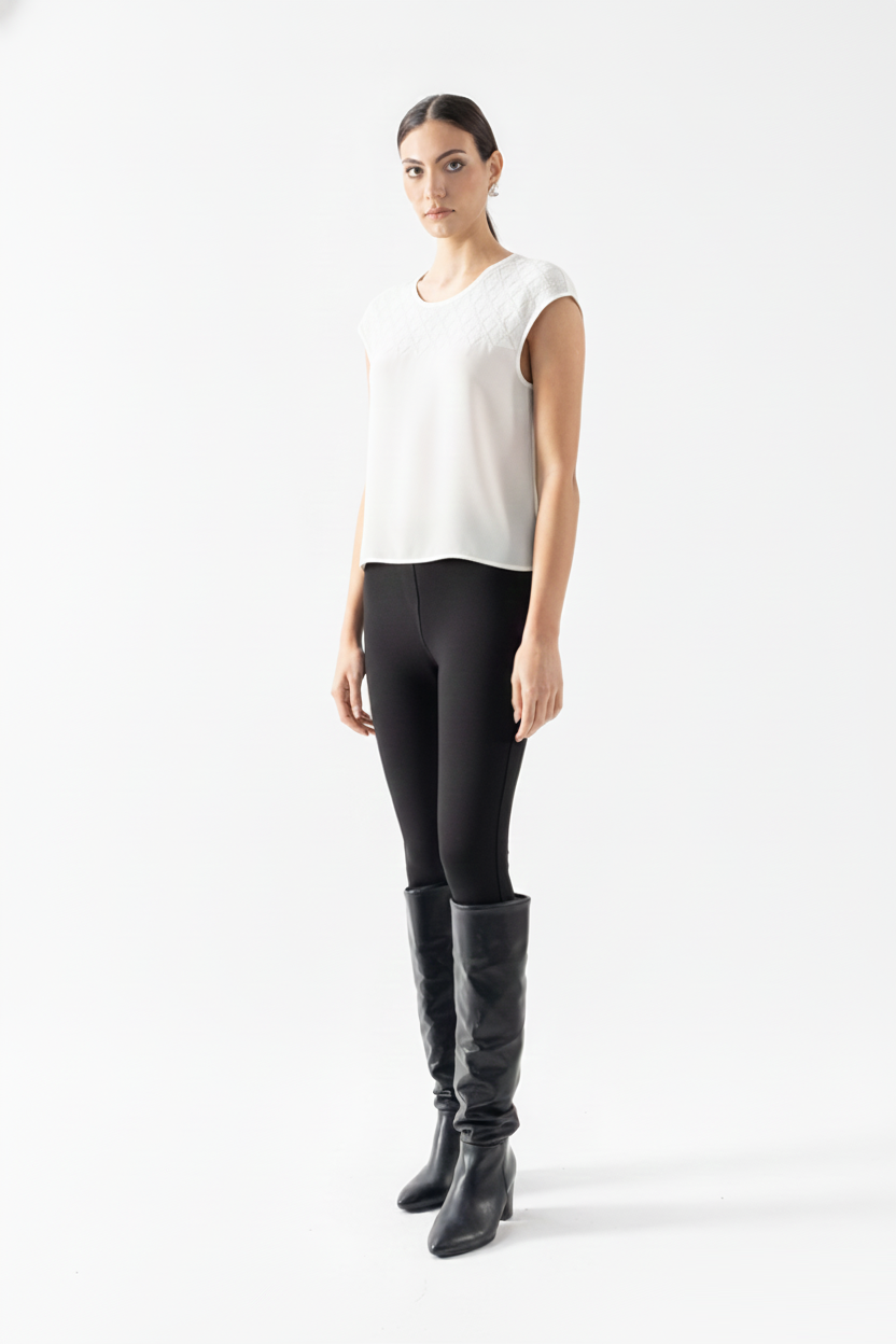 Diodora Yuvarlak Yaka Kolsuz Triko KEMİK