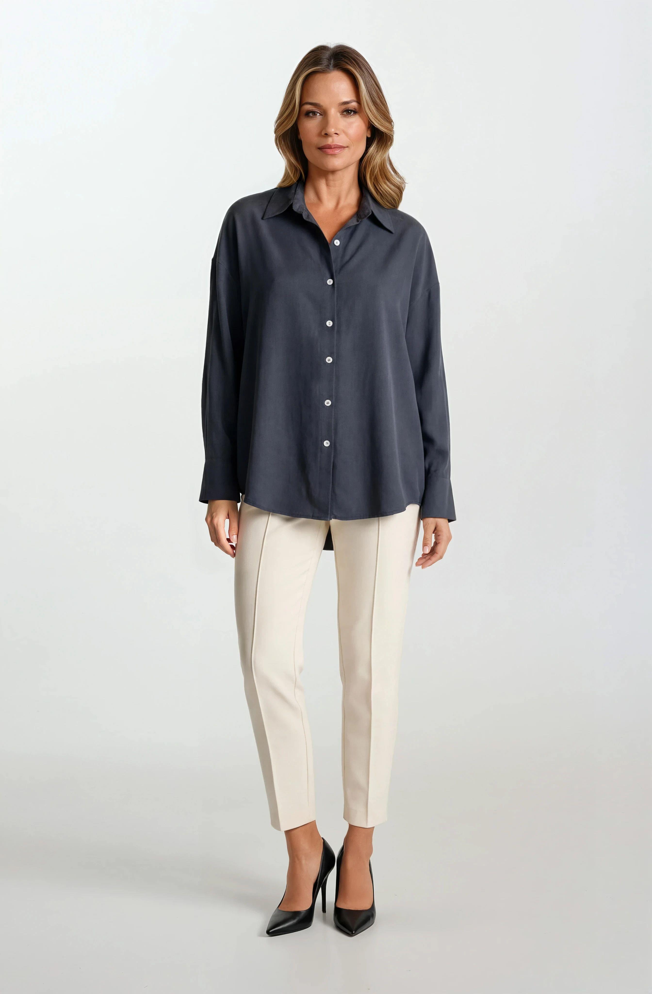 Donatillaı Arka Körüklü Klasik Yaka Salaş Gömlek SİYAH