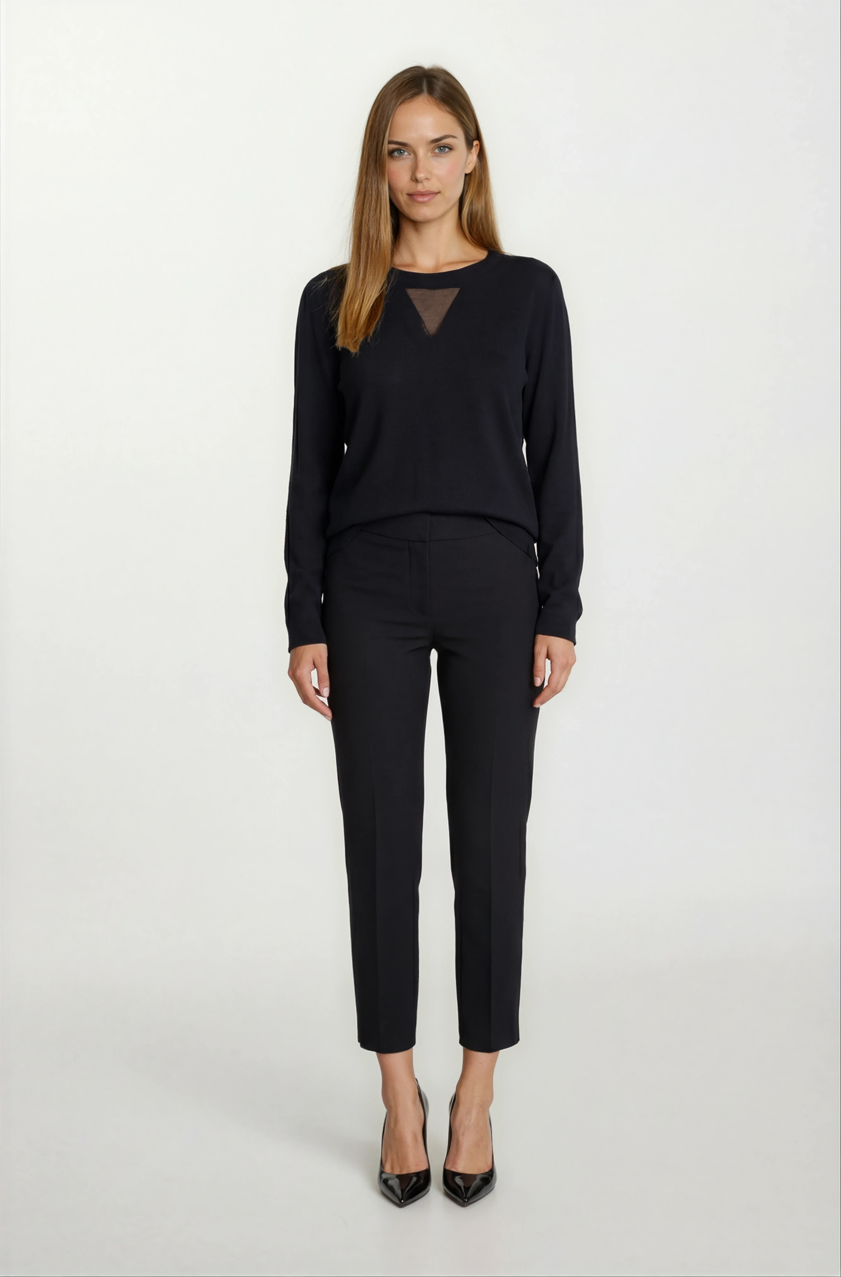 Flanigan Bisiklet Yaka Üçgen Simli Tül Detaylı Triko SİYAH