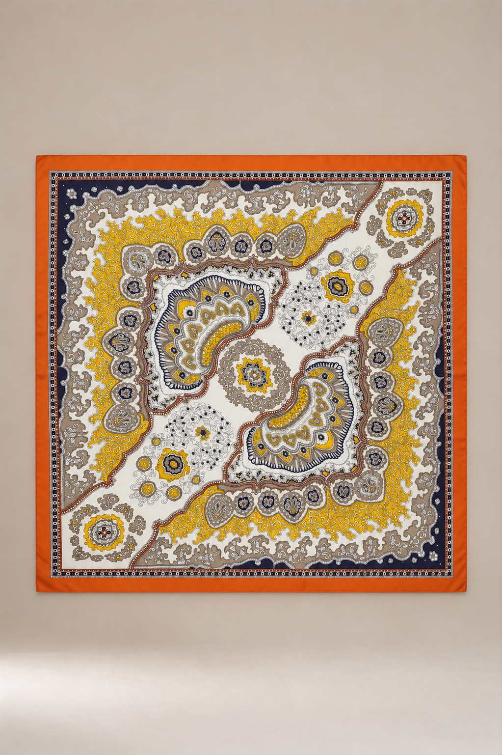 Geleneksel Motifli Kenarları Bordürlü Şal 110 x 110 cm EKRU