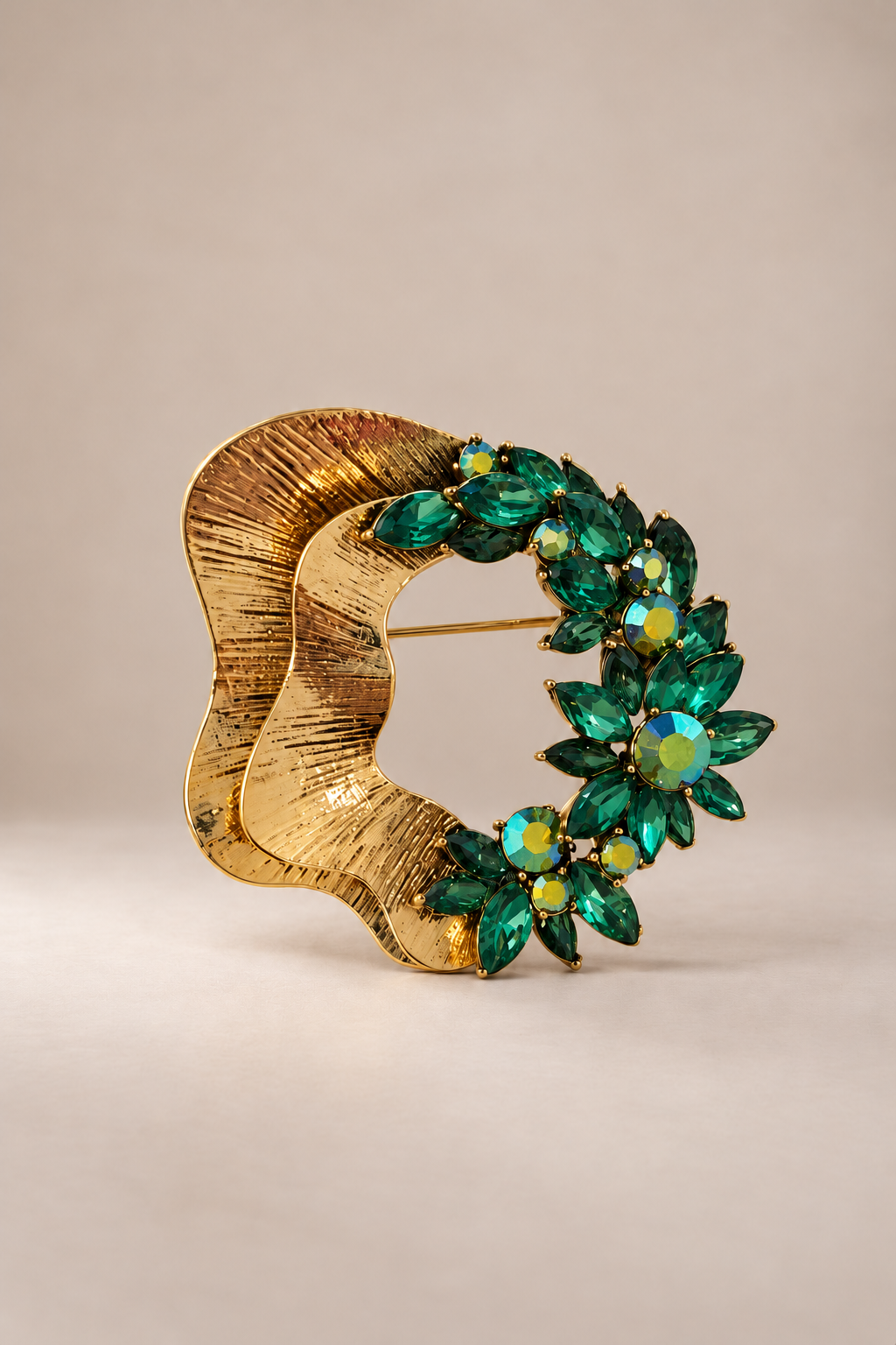 Gold Renk Kristal Taşlı Halka Broş 5 cm YEŞİL