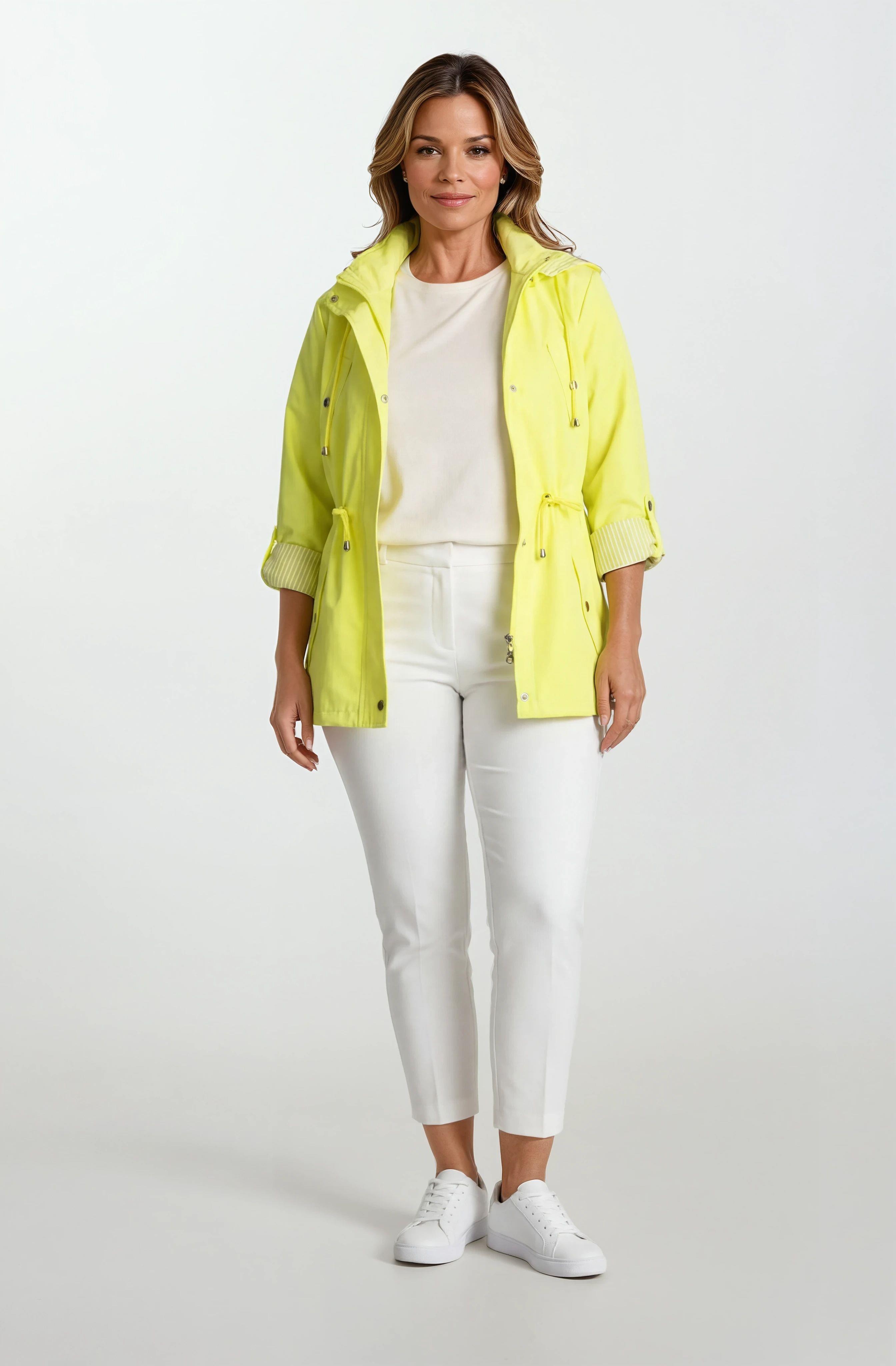 Goudot Kapüşonlu Mevsimlik Parka – Beli Büzgülü, Çıtçıt Detaylı AÇIK YEŞİL