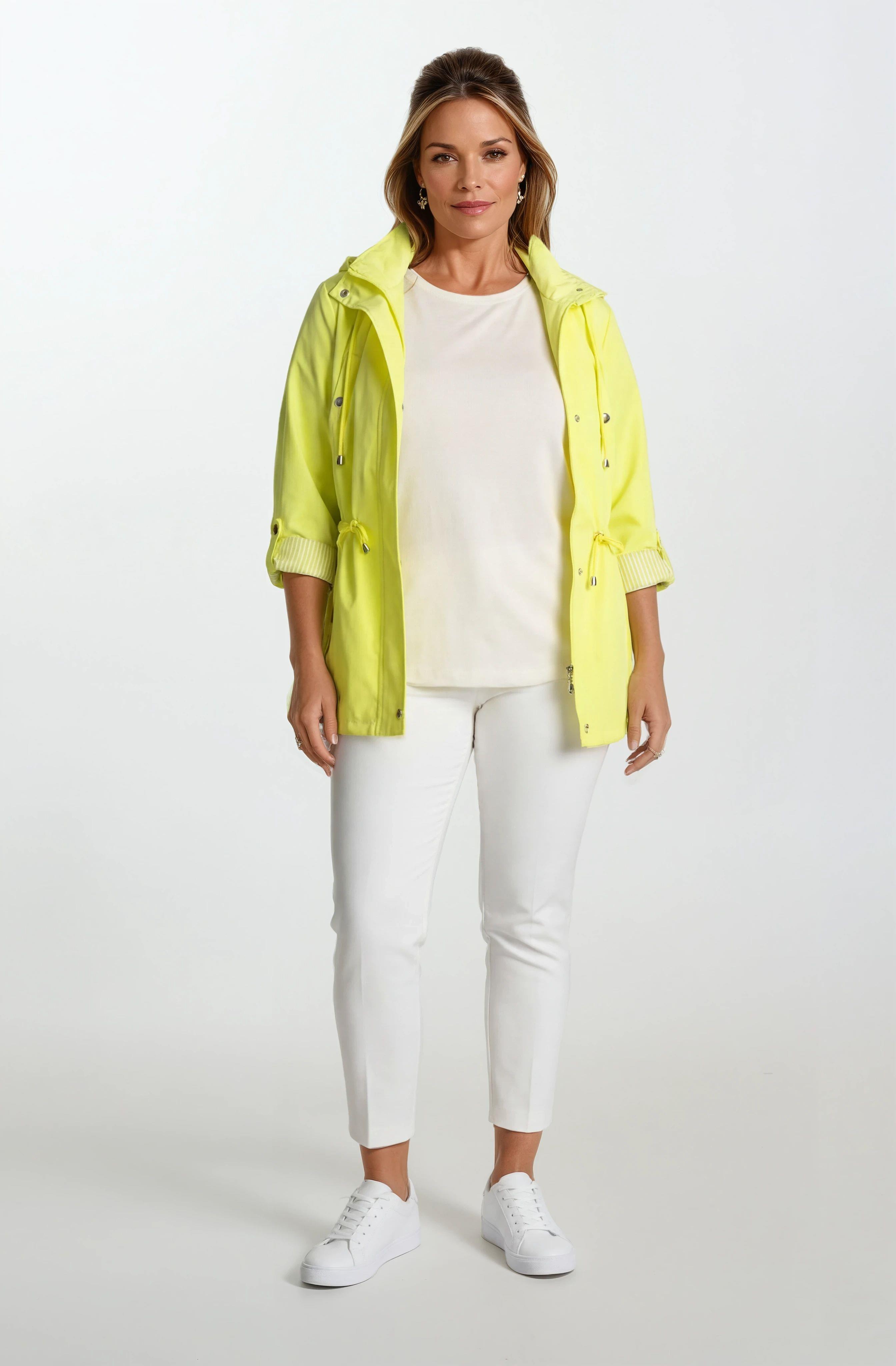 Goudot Kapüşonlu Mevsimlik Parka – Beli Büzgülü, Çıtçıt Detaylı AÇIK YEŞİL