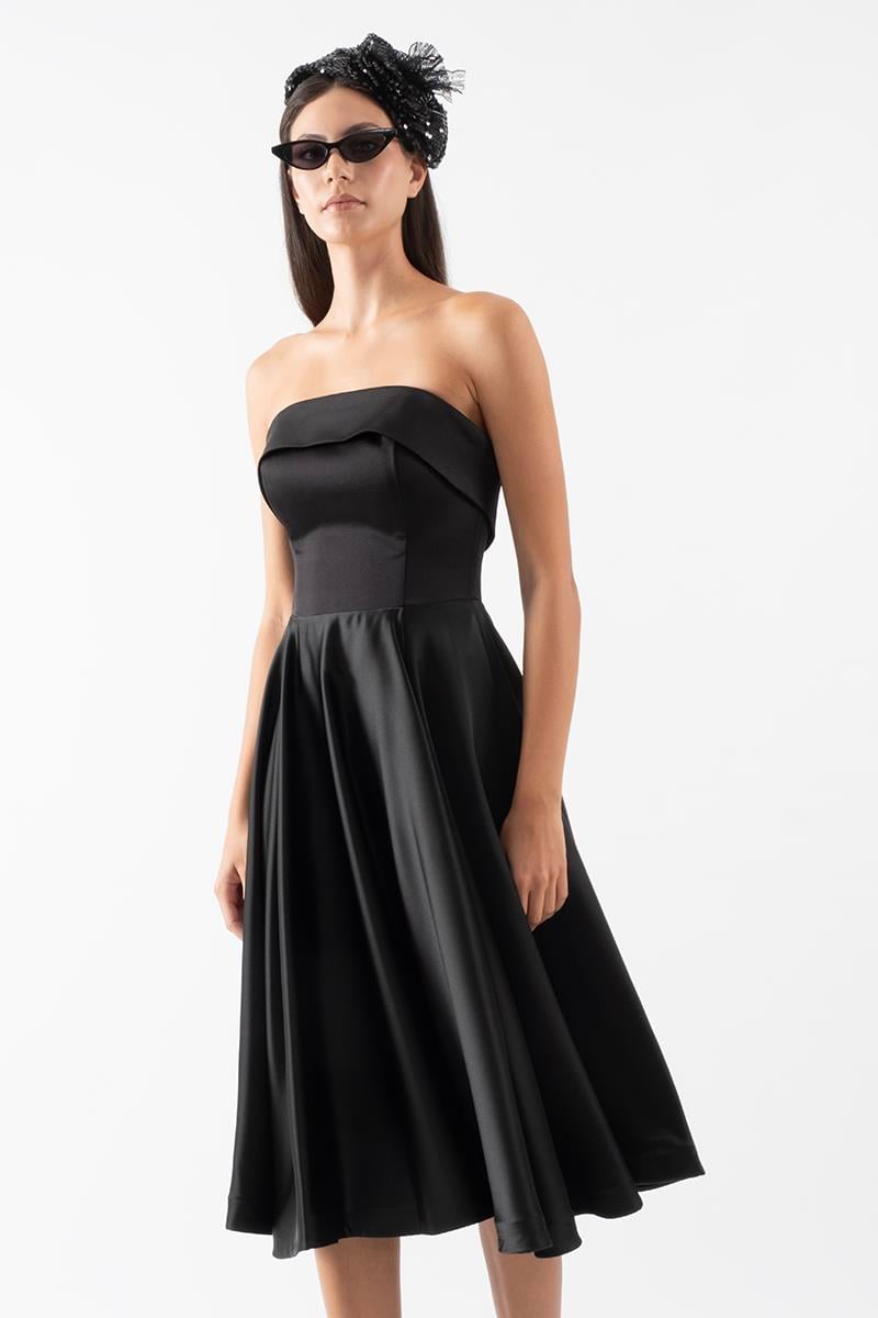 İvette Straplez Sırt Çapraz Bağcıklı Kloş Kısa Abiye Elbise SİYAH