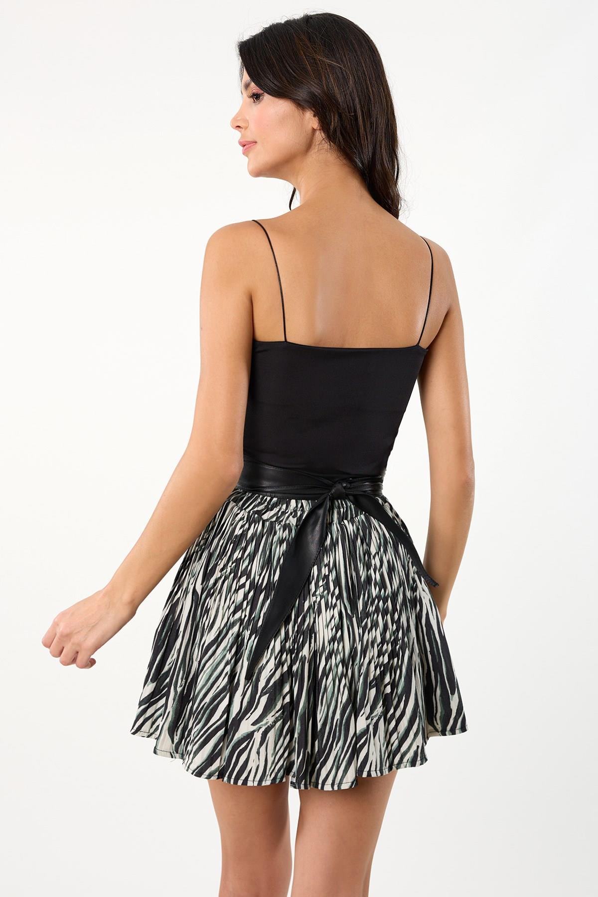 Kami Askılı Basic SİYAH