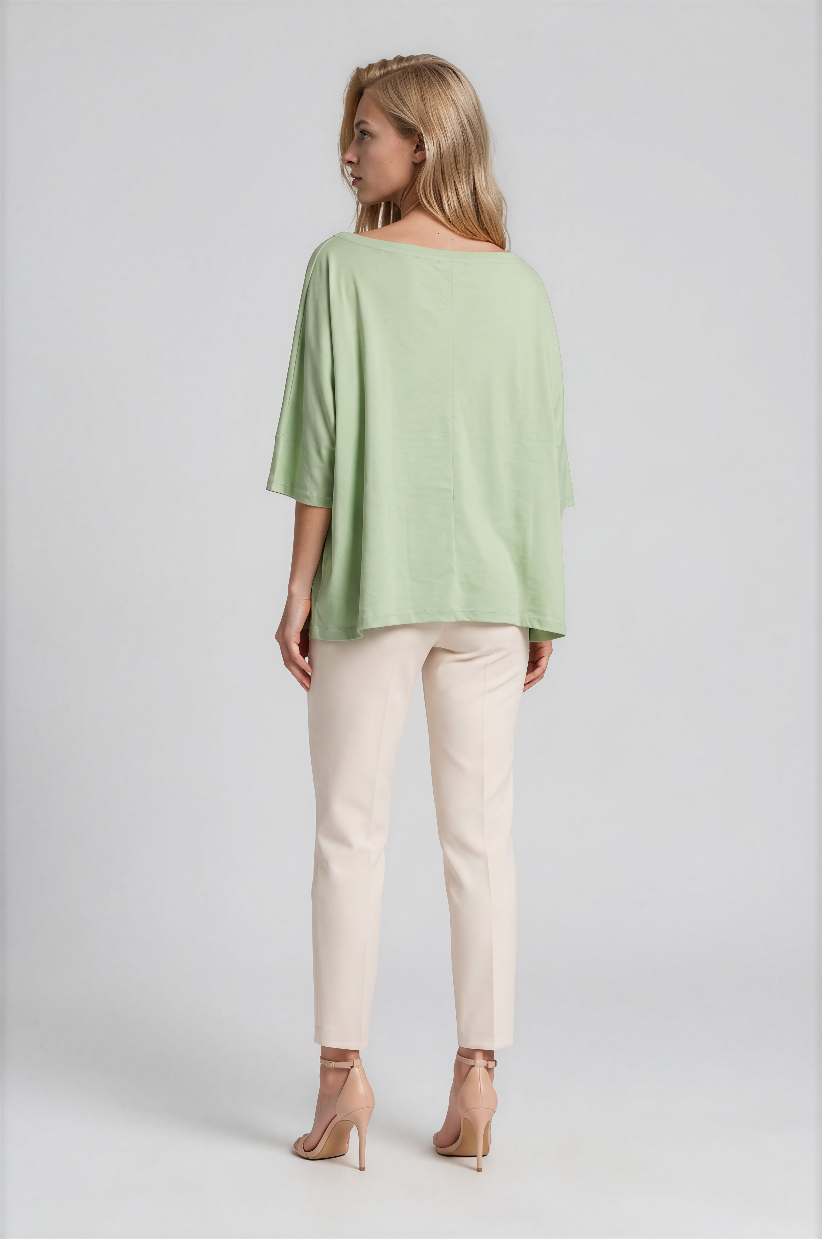 Kayık Yaka Oversize Basic Bluz ÇAĞLA
