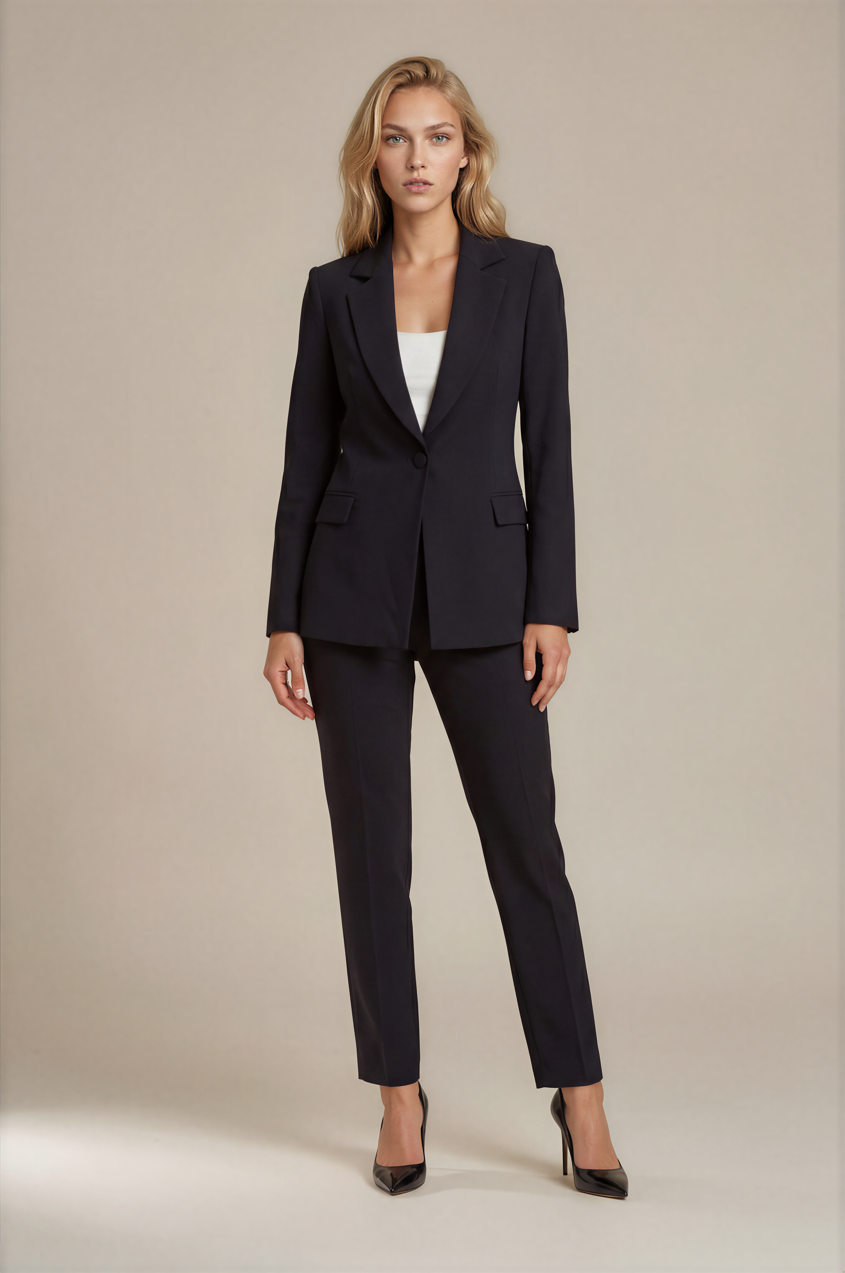Klasik Yaka Tek Düğmeli Bele Oturan Blazer Ceket SİYAH