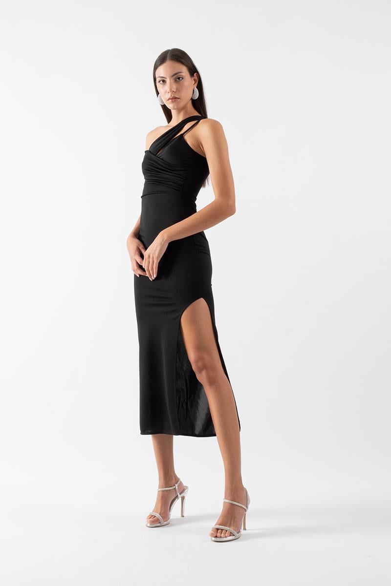 Naomi Tek Kol Yırtmaçlı Uzun Abiye Elbise SİYAH