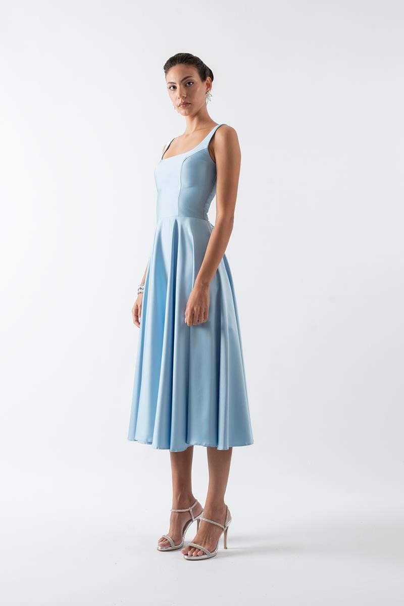 Nema Sırtı Çapraz Bağlamalı U Yaka Midi Abiye Elbise MAVİ