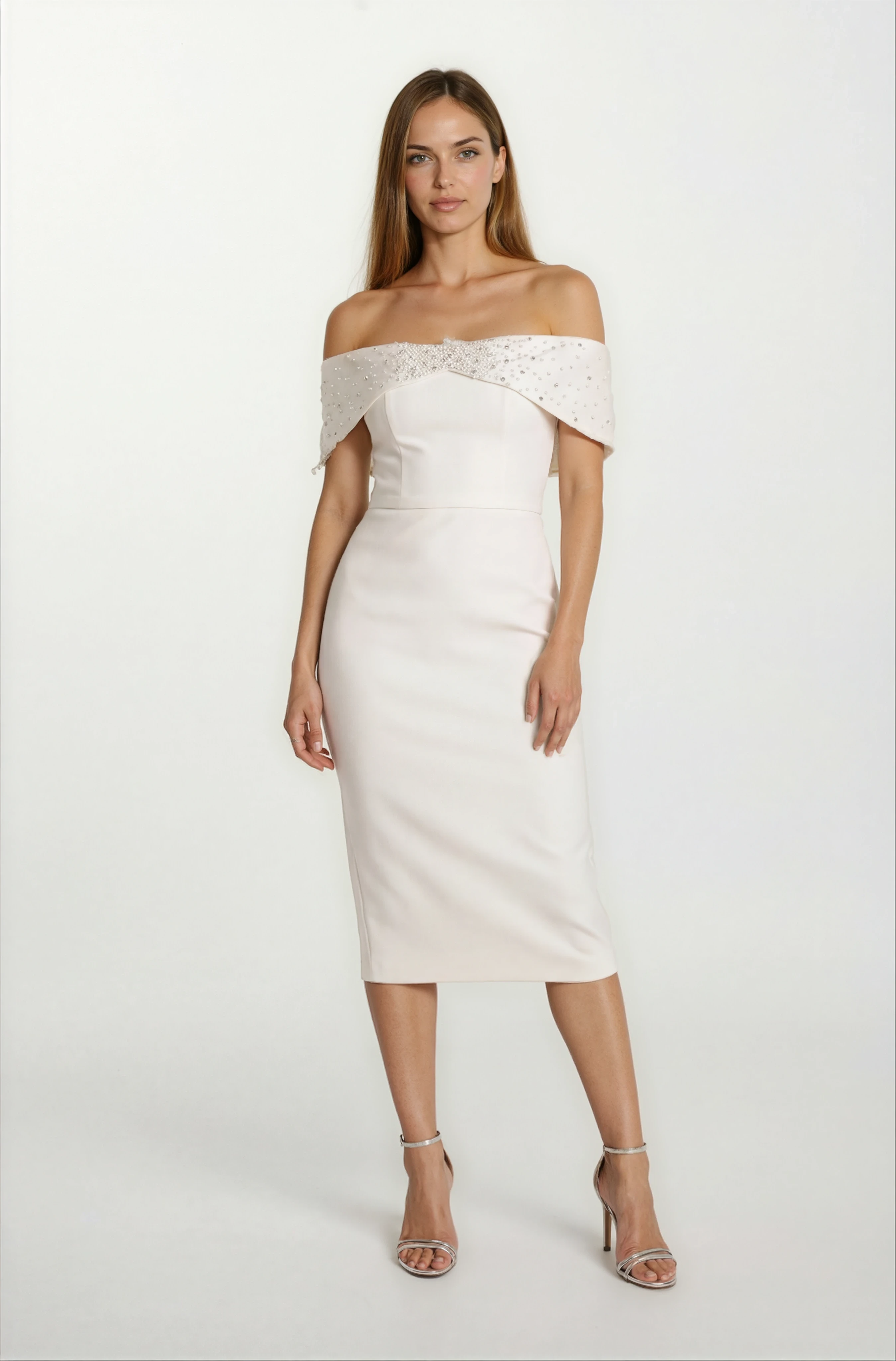 Orielle Düşük Kol Straplez İnci İşlemeli Midi Abiye Elbise EKRU