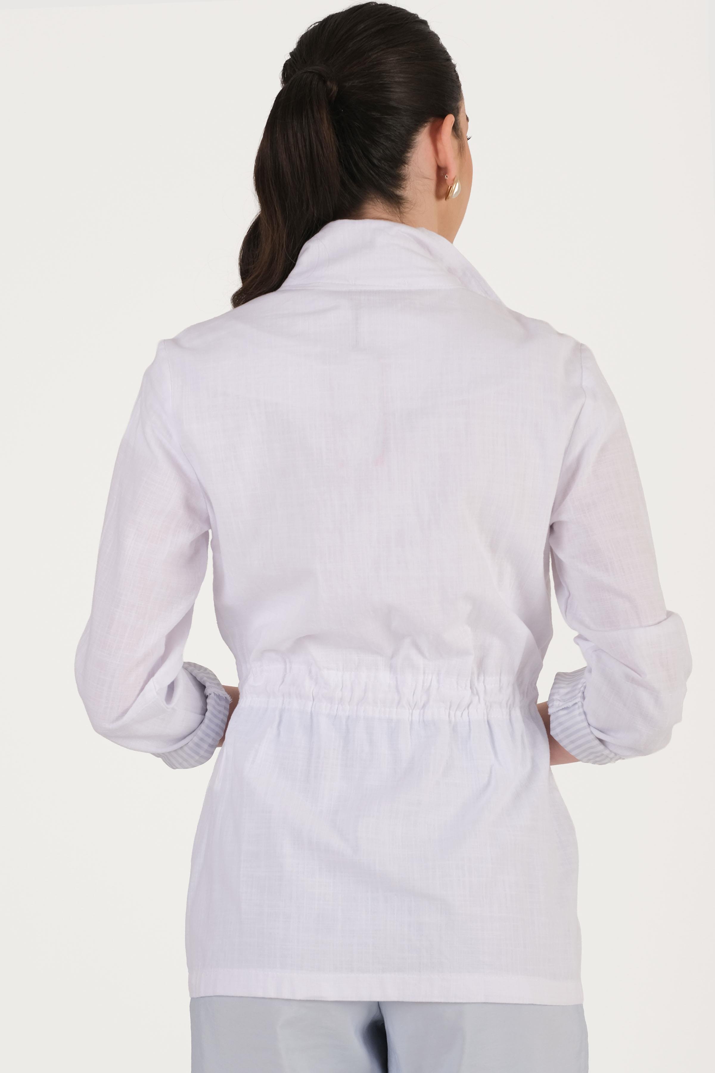 Oriente Dik Yaka Fermuarlı Çıtçıtlı Kaban BEYAZ