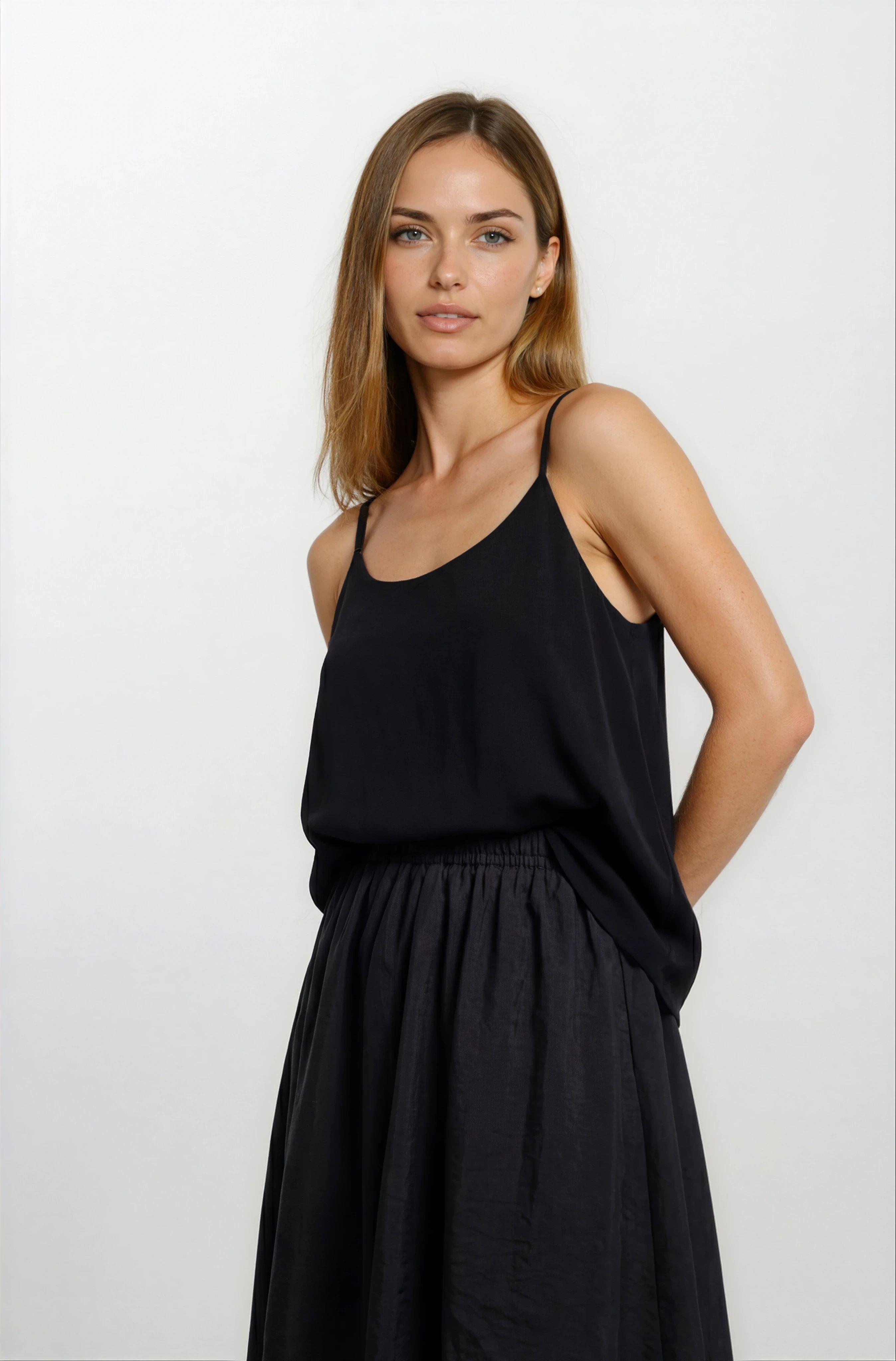 Origa Beli Lastikli Balon Etek SİYAH